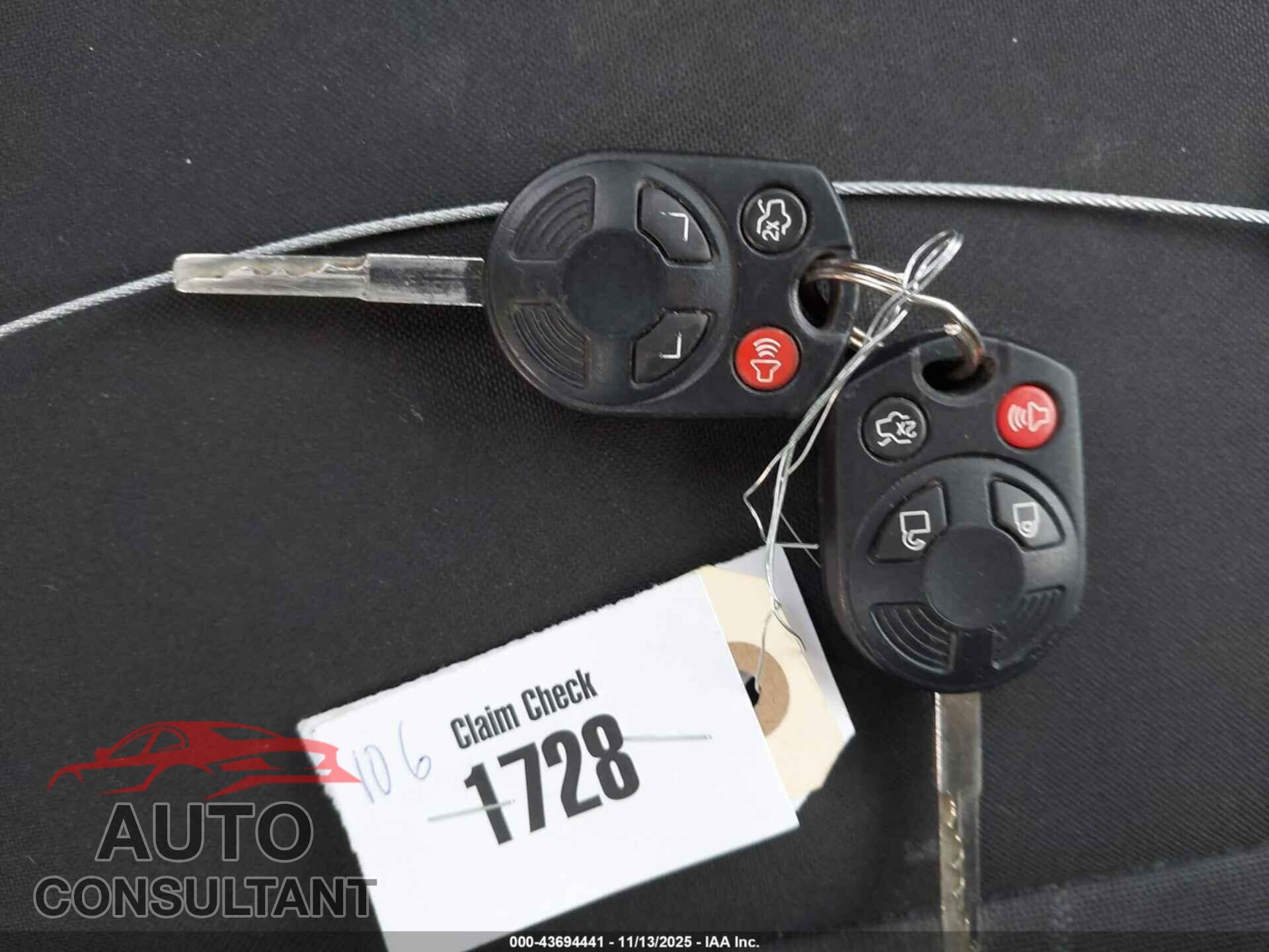 FORD FOCUS 2015 - 1FADP3F2XFL239219