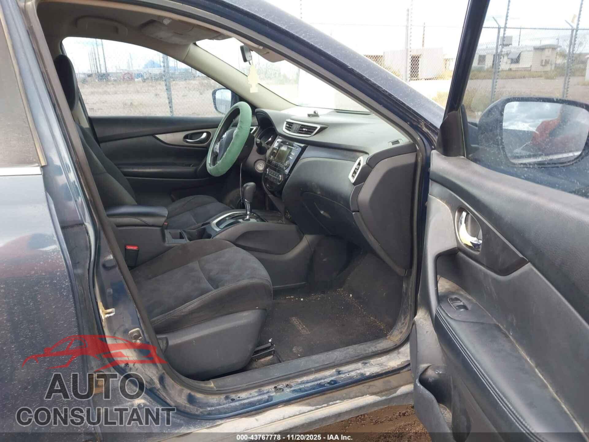 NISSAN ROGUE 2015 - KNMAT2MT6FP513832