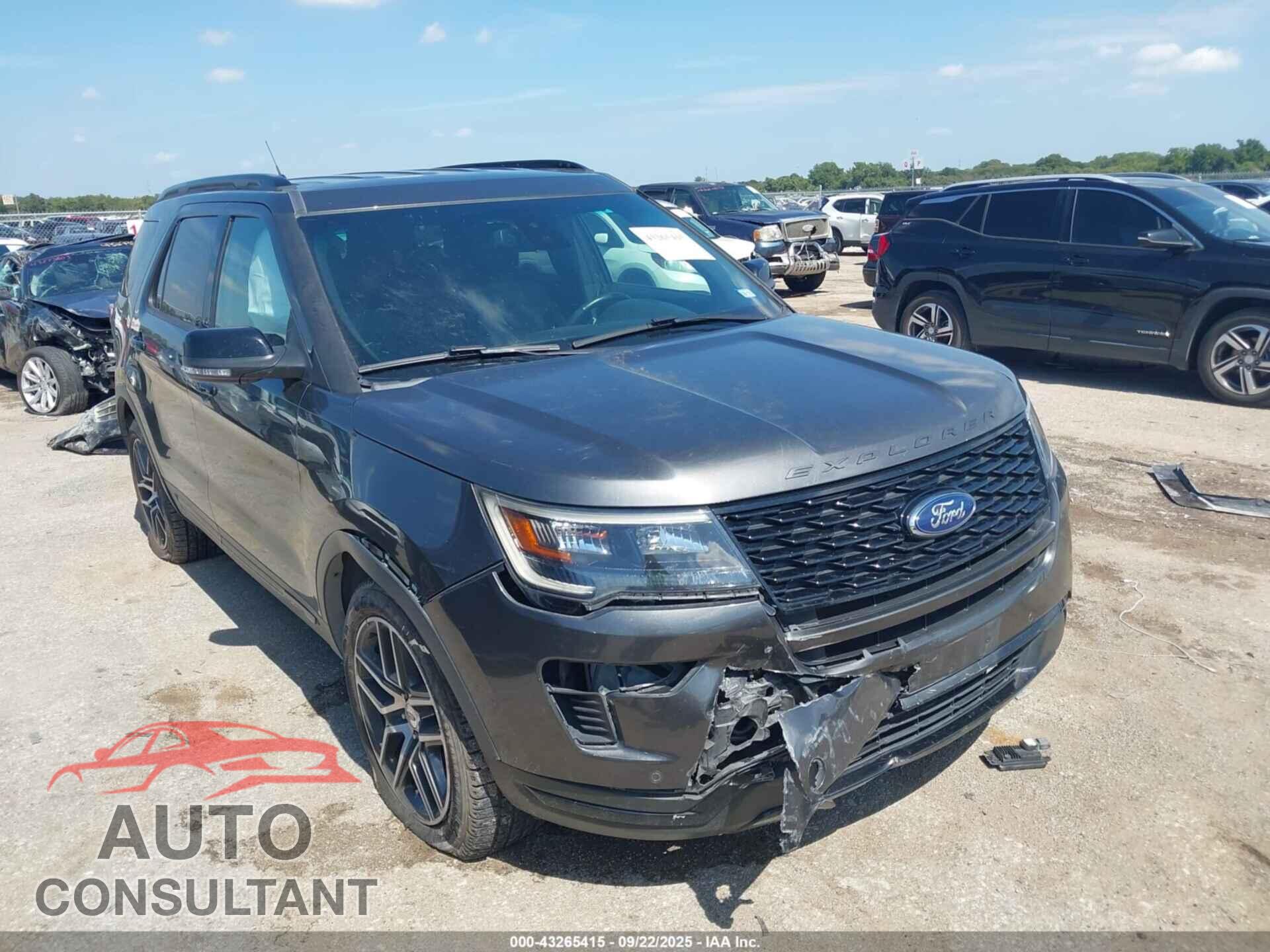 FORD EXPLORER 2018 - 1FM5K8GT2JGB35161