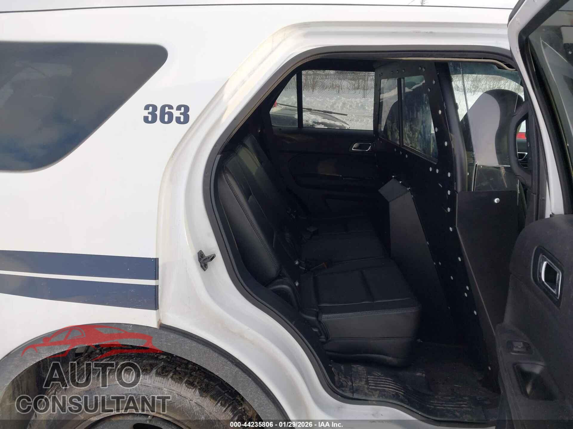 FORD POLICE INTERCEPTOR UTILITY 2018 - 1FM5K8AR4JGB13143