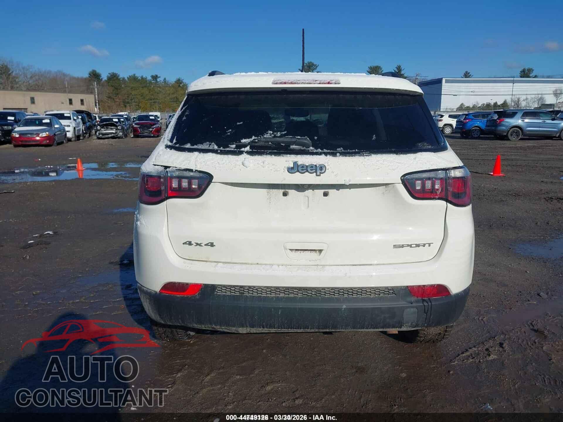 JEEP COMPASS 2018 - 3C4NJDAB4JT413764