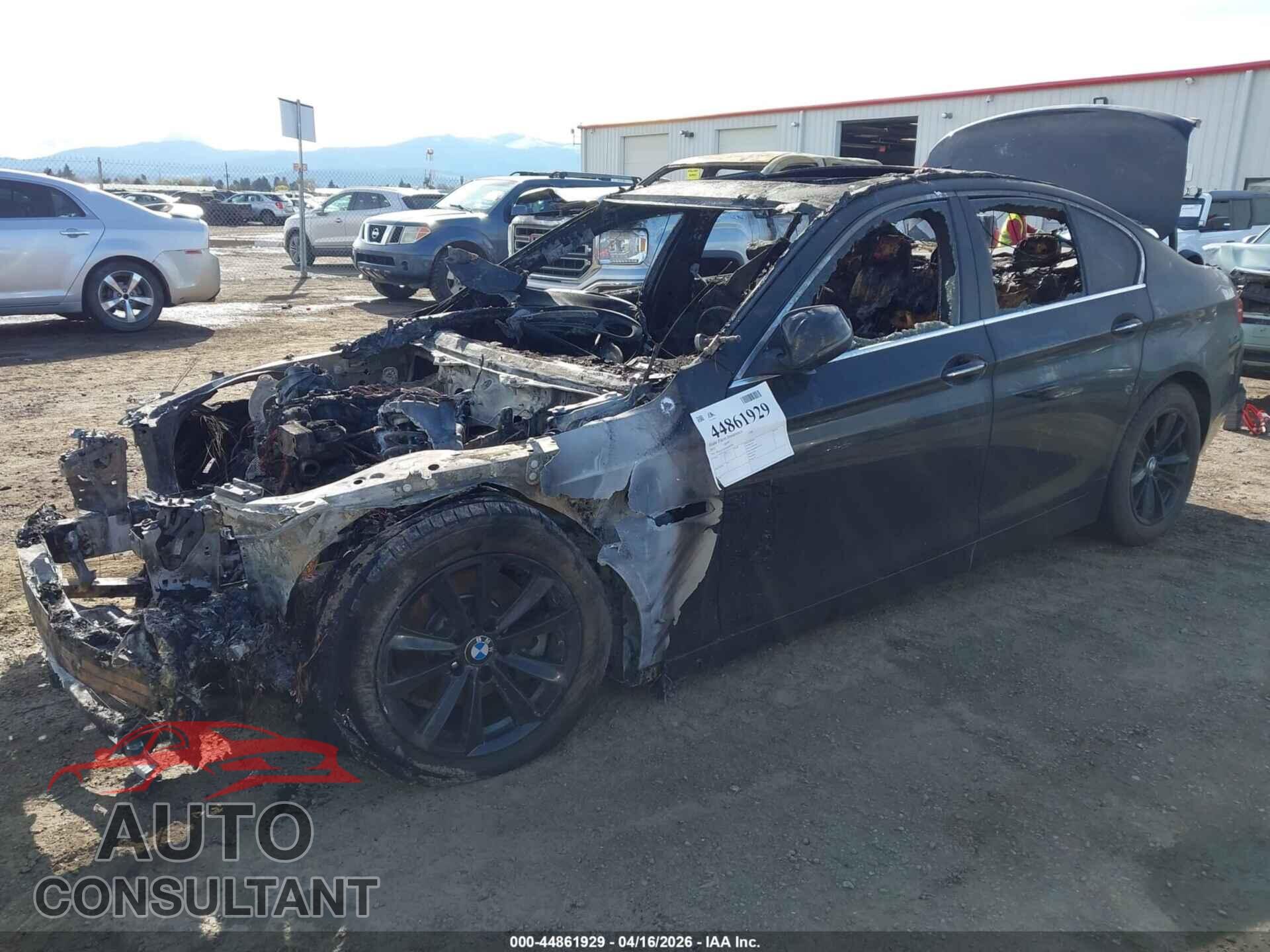 BMW 528I 2015 - WBA5A7C55FD628797