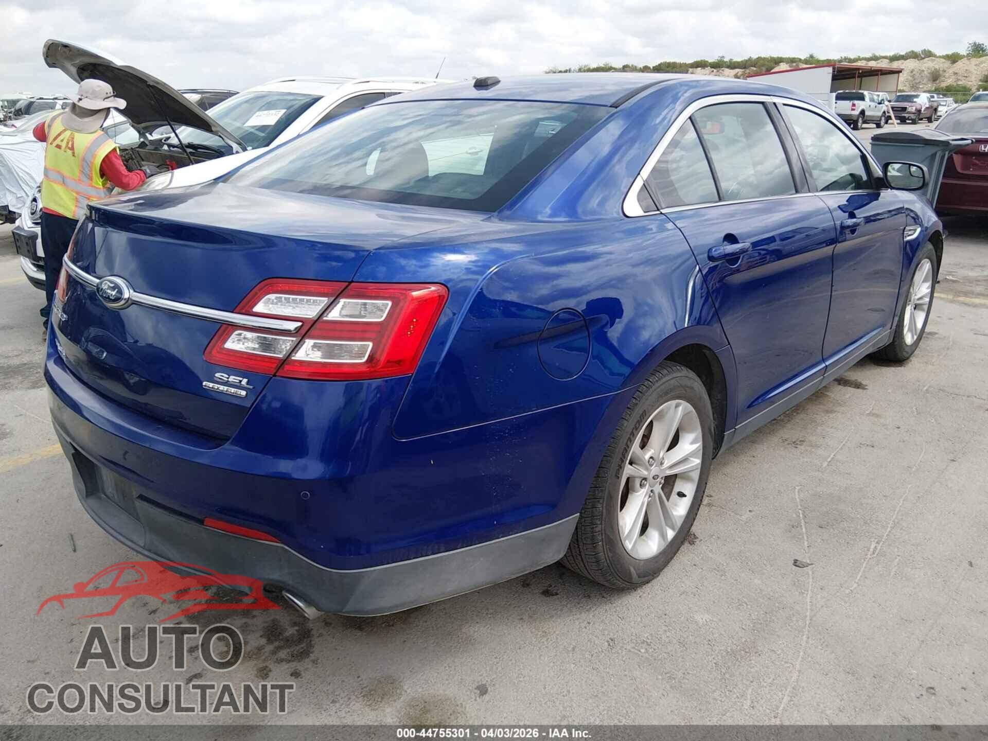 FORD TAURUS 2013 - 1FAHP2E83DG175435