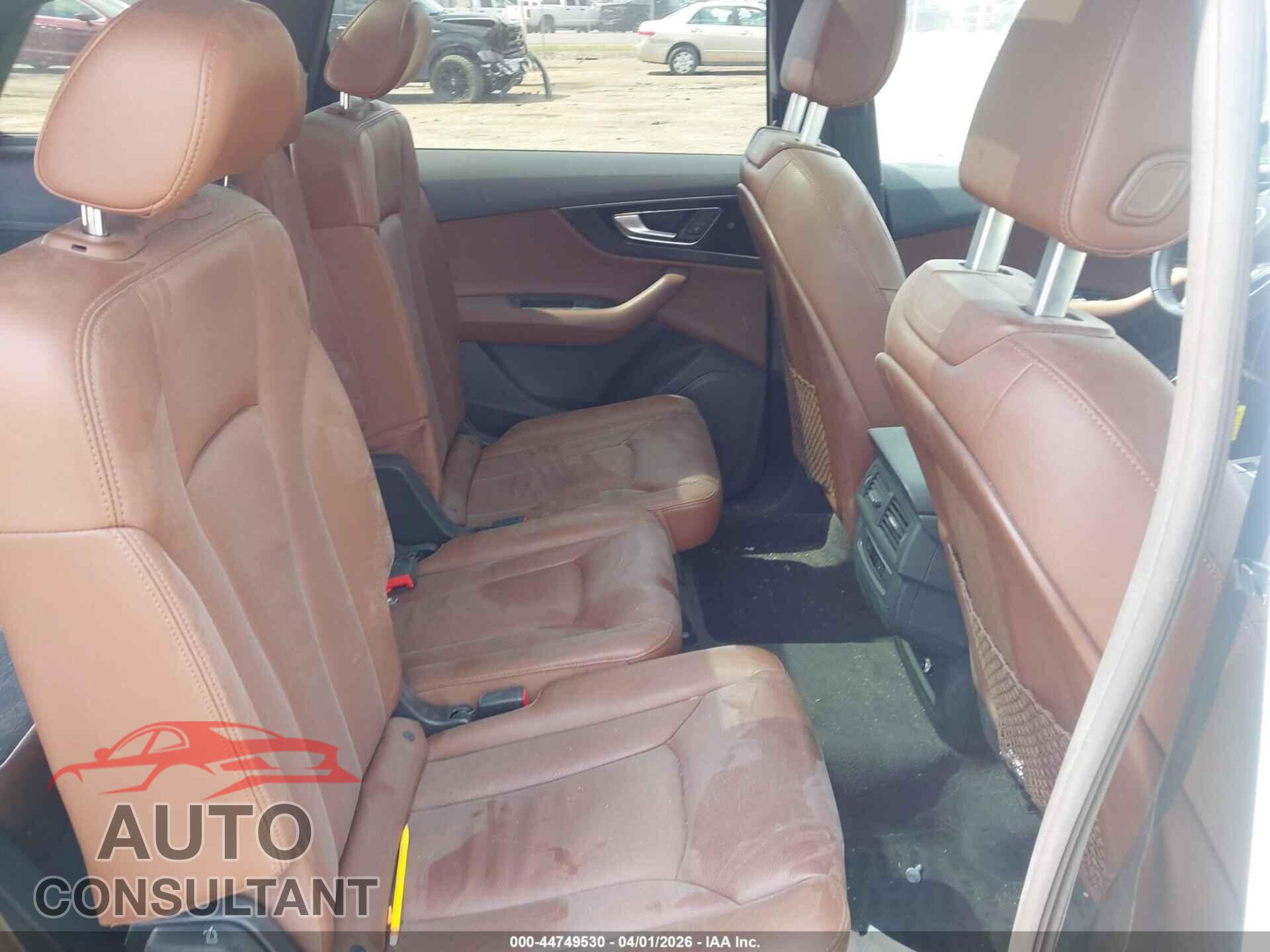 AUDI Q7 2019 - WA1AAAF73KD007736