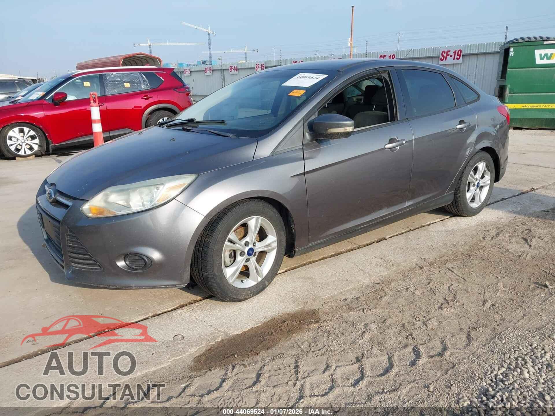 FORD FOCUS 2014 - 1FADP3F21EL413029
