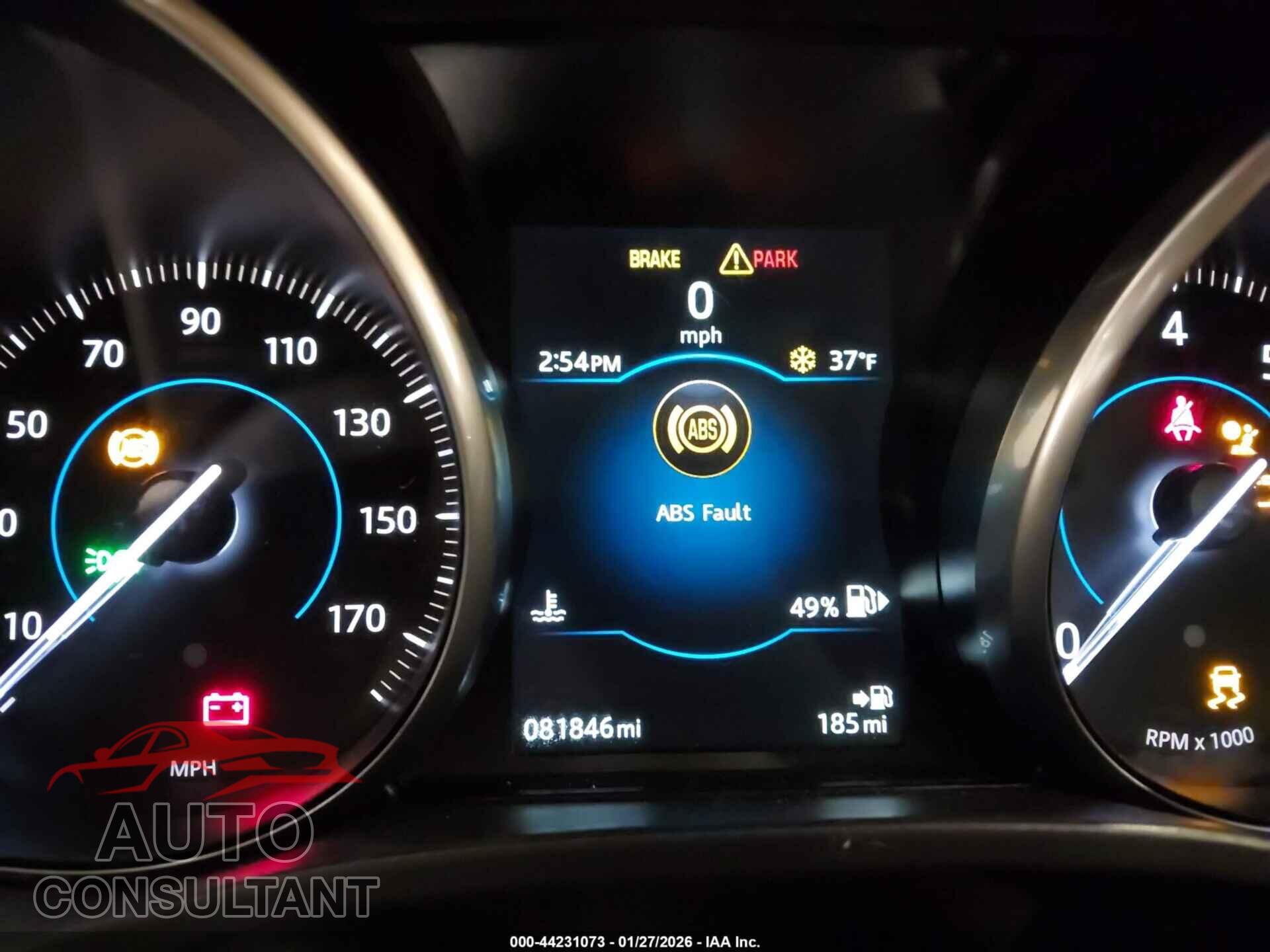 JAGUAR XE 2017 - SAJAD4BV9HA975340
