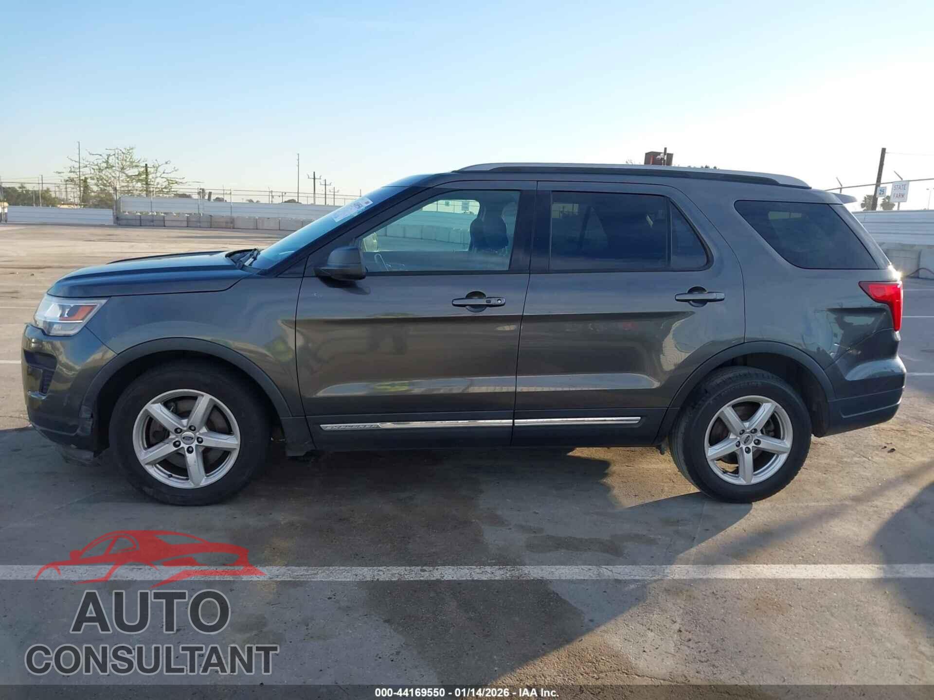 FORD EXPLORER 2018 - 1FM5K7D85JGB79455