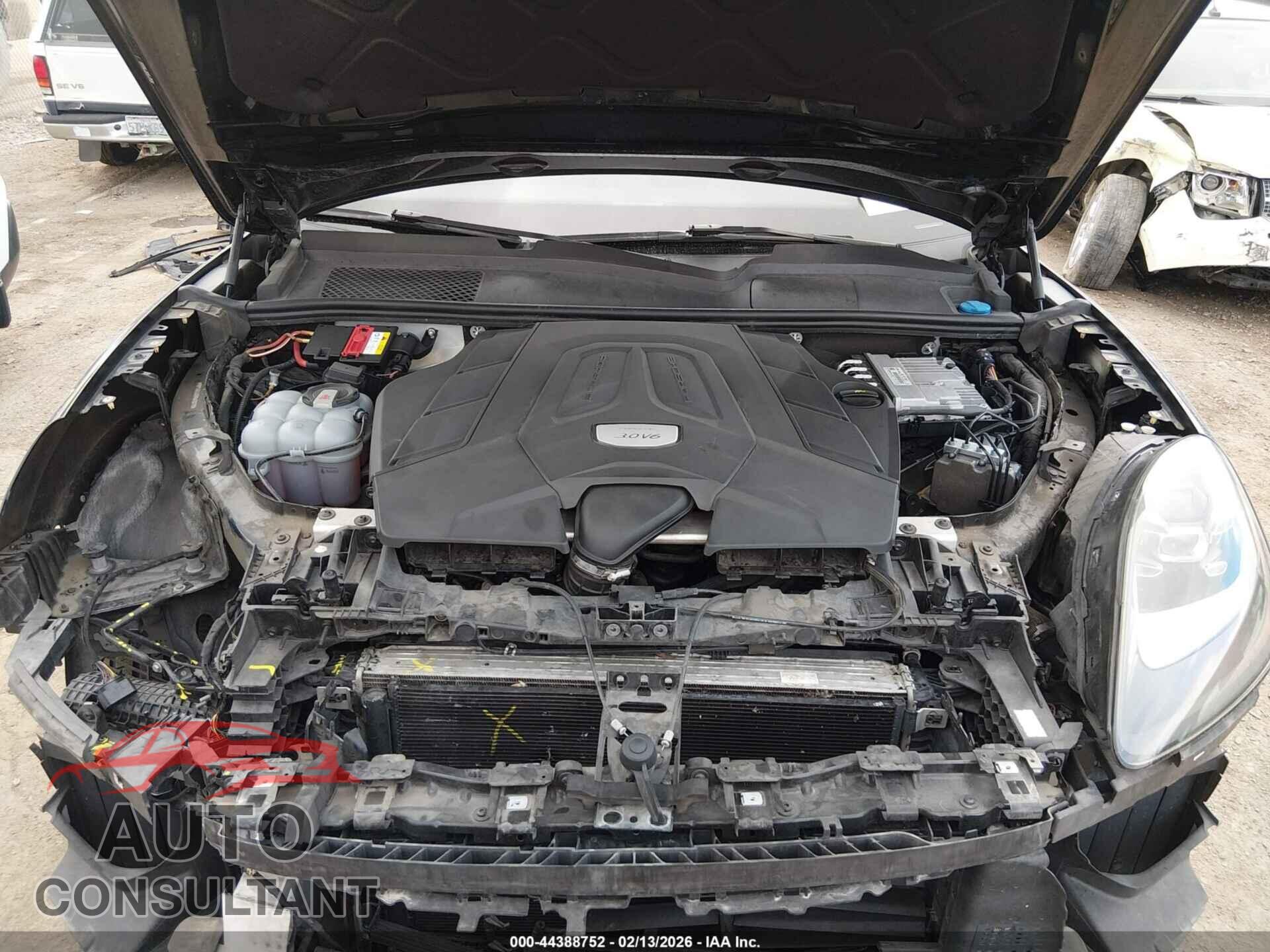 PORSCHE CAYENNE 2019 - WP1AA2AY5KDA10731