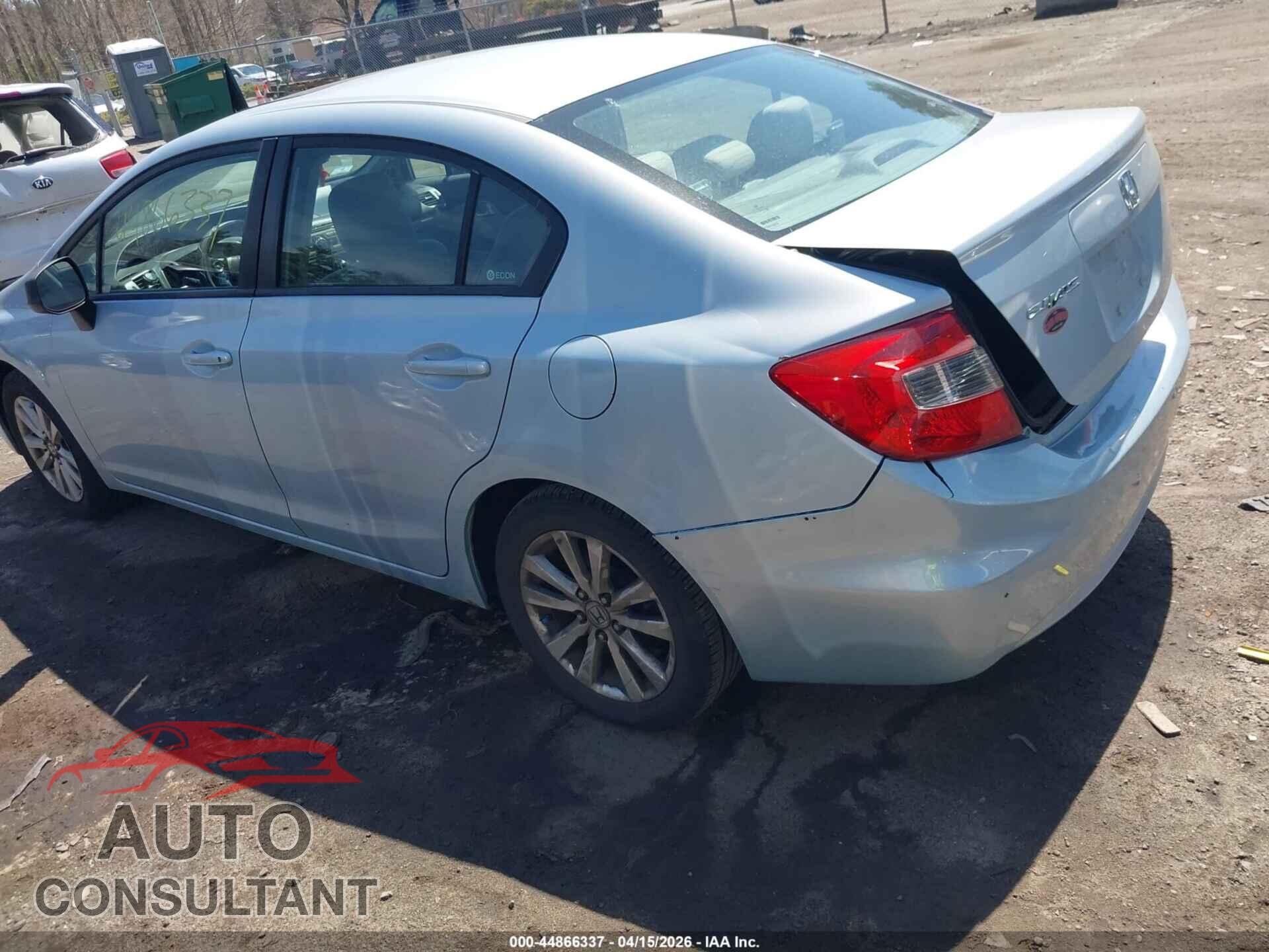 HONDA CIVIC 2012 - 2HGFB2F86CH524705