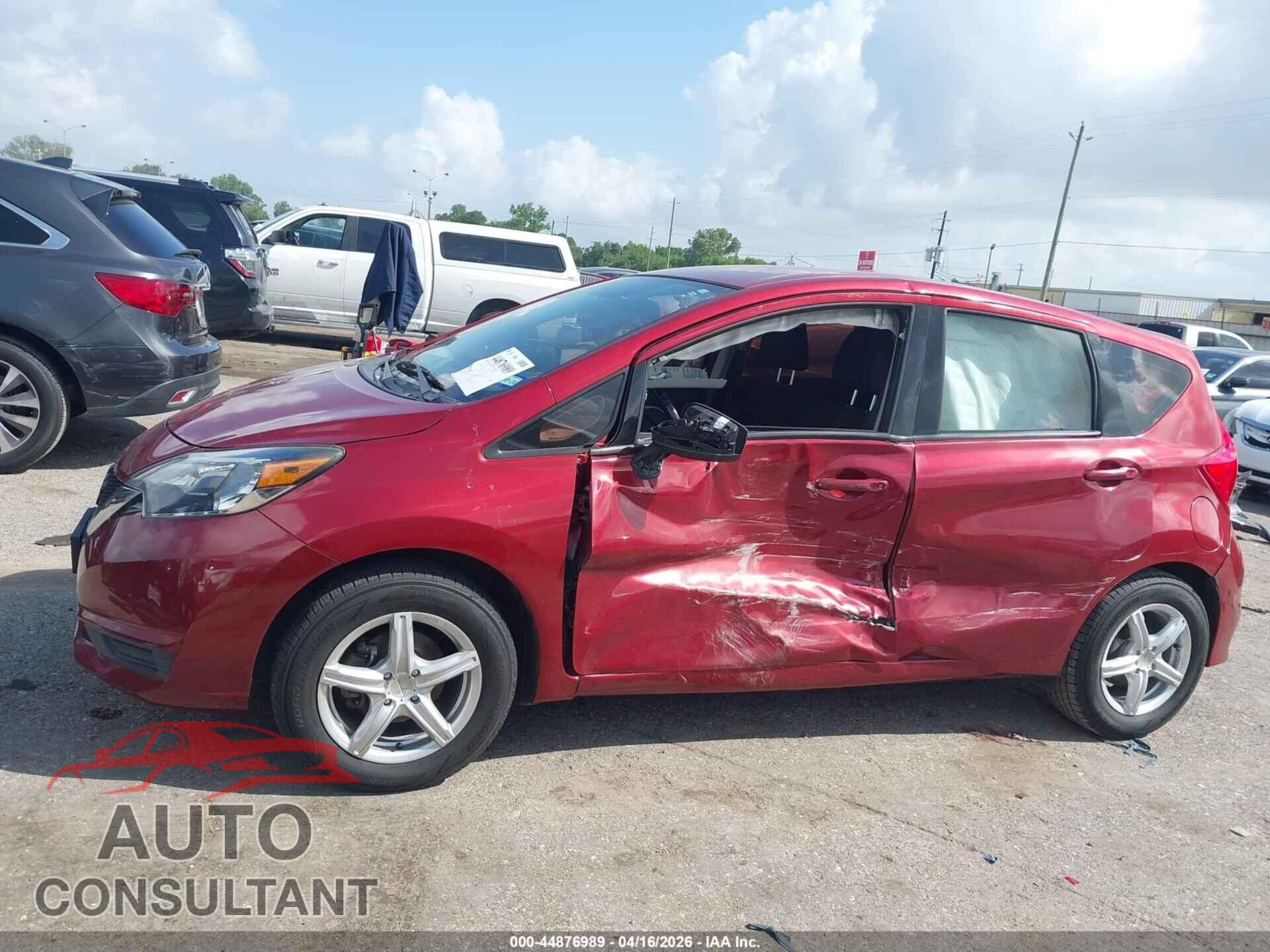 NISSAN VERSA NOTE 2017 - 3N1CE2CP3HL363588
