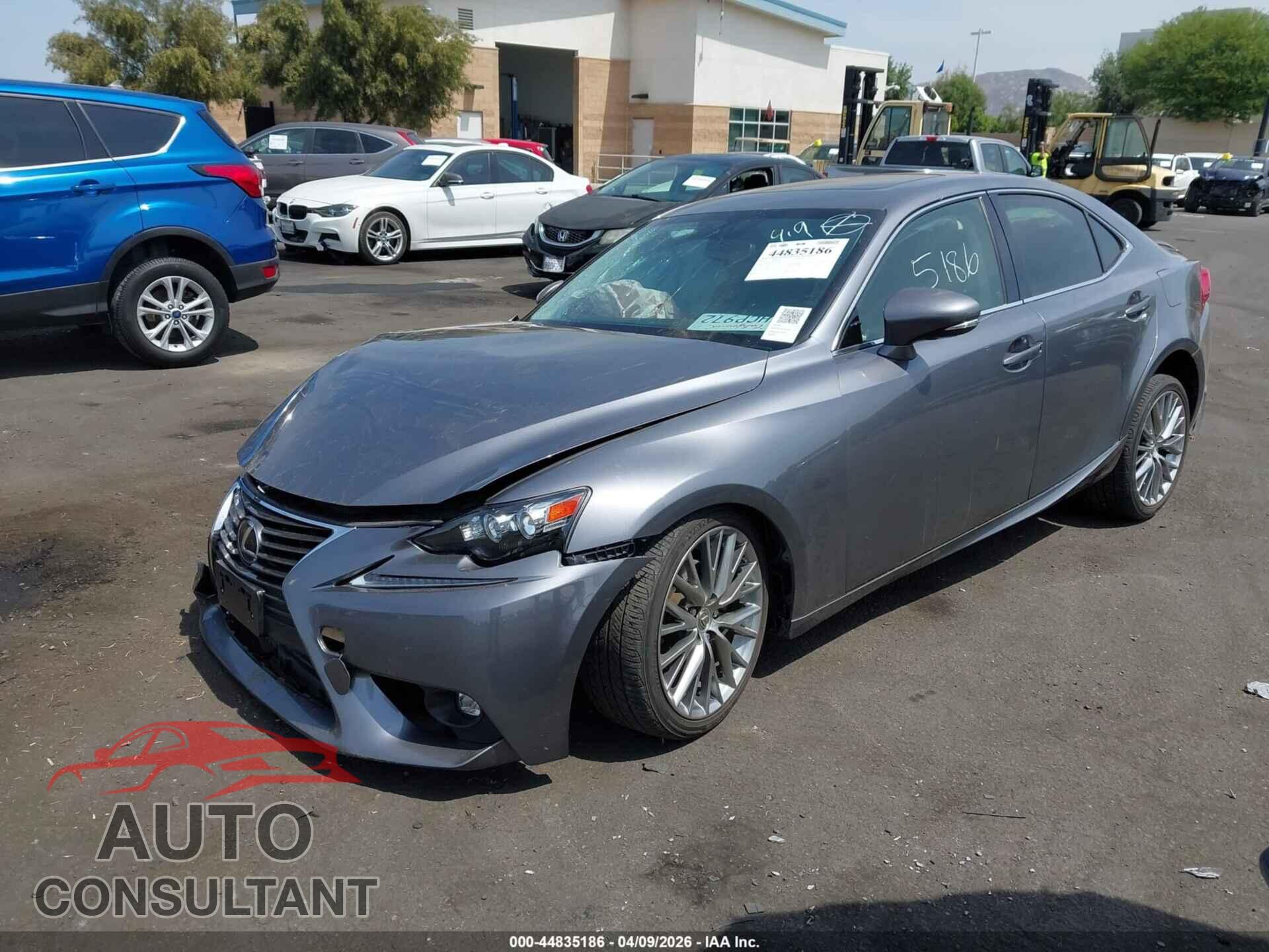 LEXUS IS 250 2015 - JTHBF1D2XF5053775