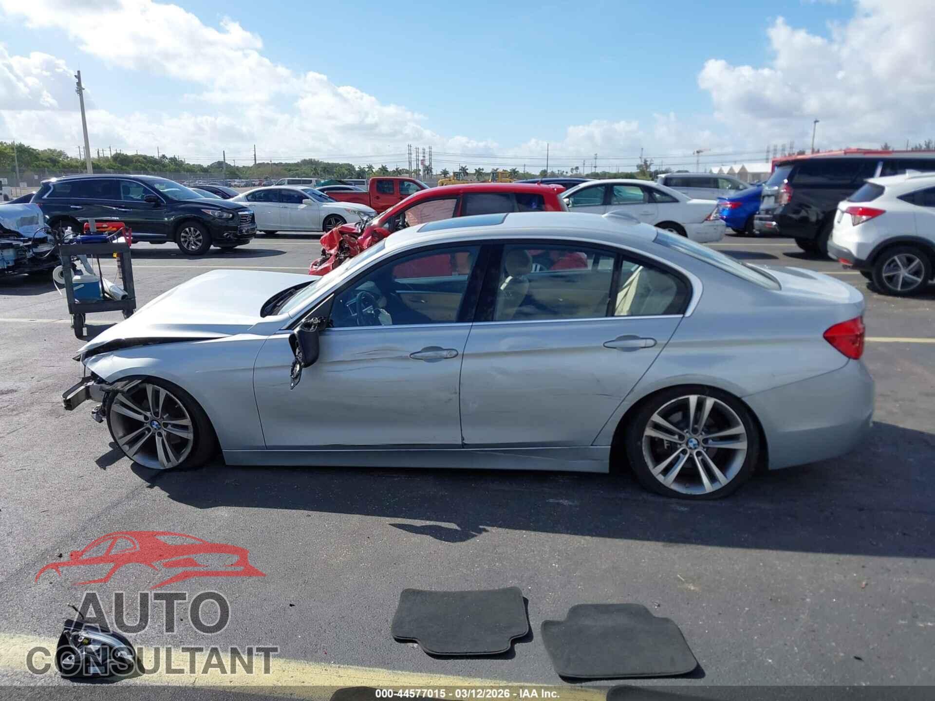 BMW 330I 2017 - WBA8D9C38HA005306