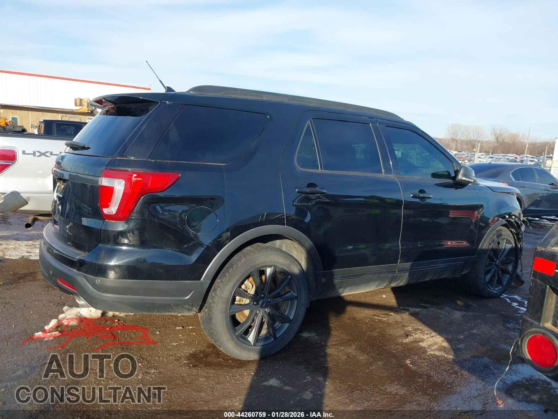 FORD EXPLORER 2018 - 1FM5K7D81JGB88573