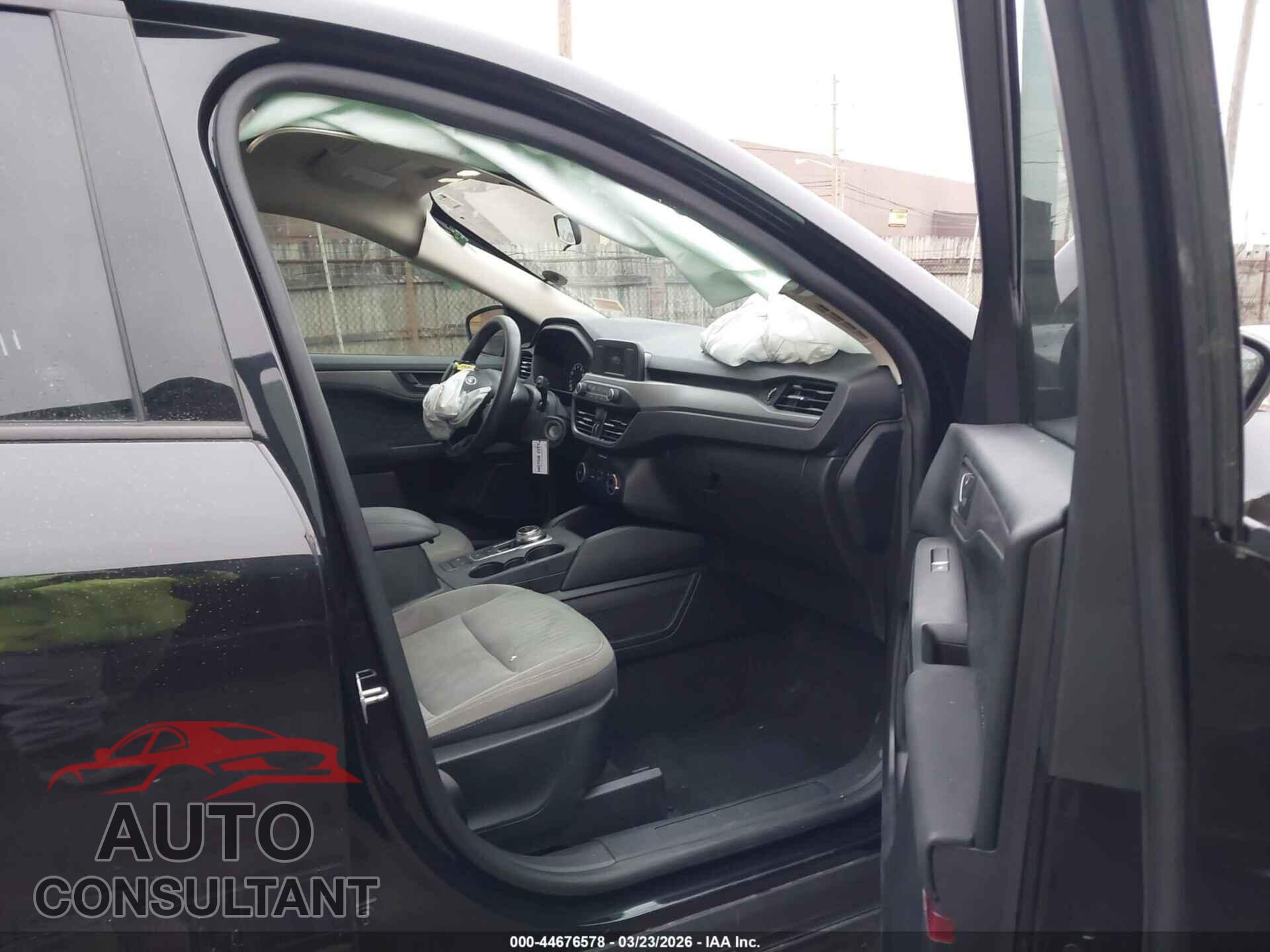 FORD ESCAPE 2020 - 1FMCU0F60LUA84438
