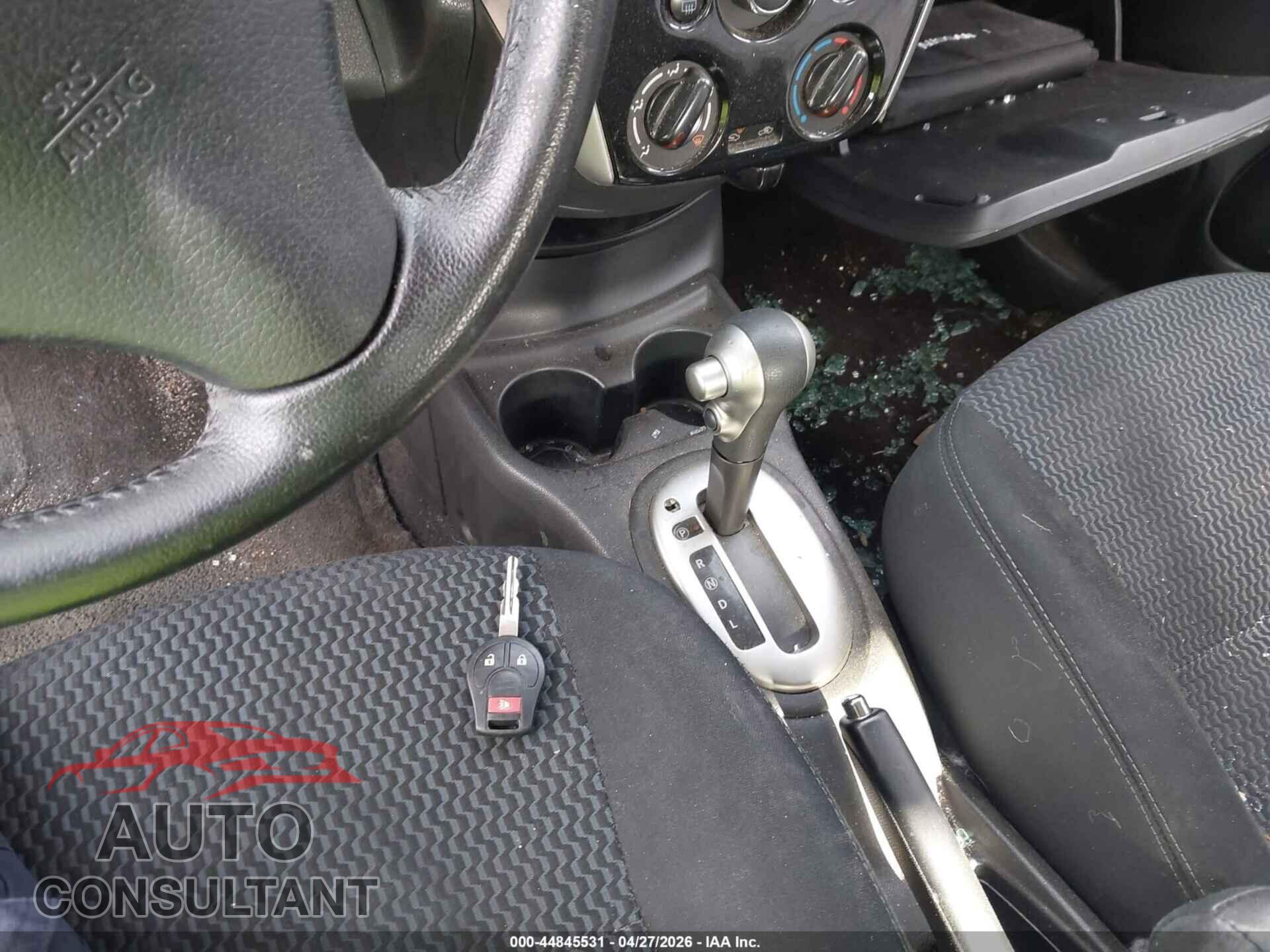 NISSAN VERSA NOTE 2015 - 3N1CE2CP4FL437310