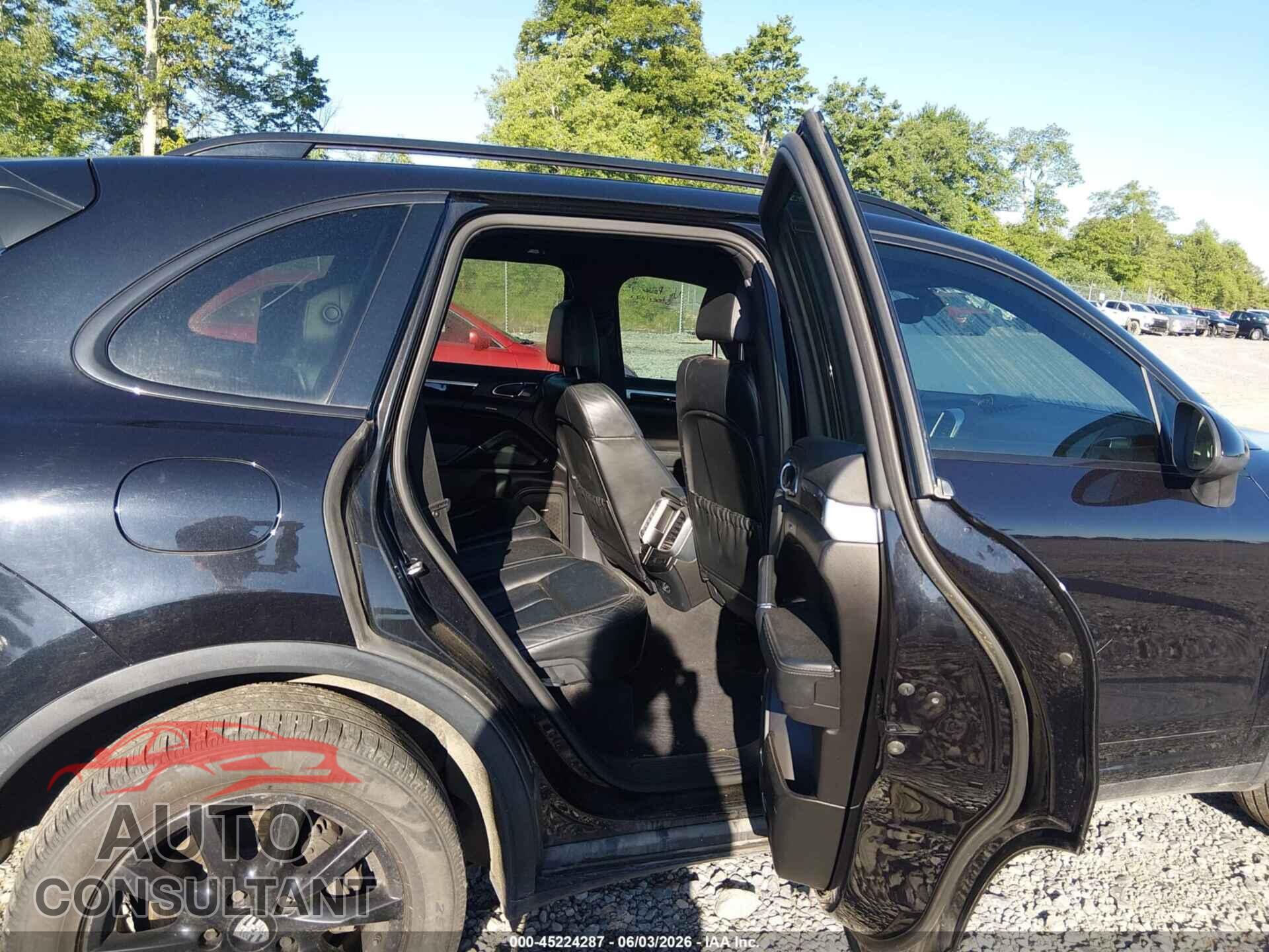 PORSCHE CAYENNE 2012 - WP1AA2A28CLA04649