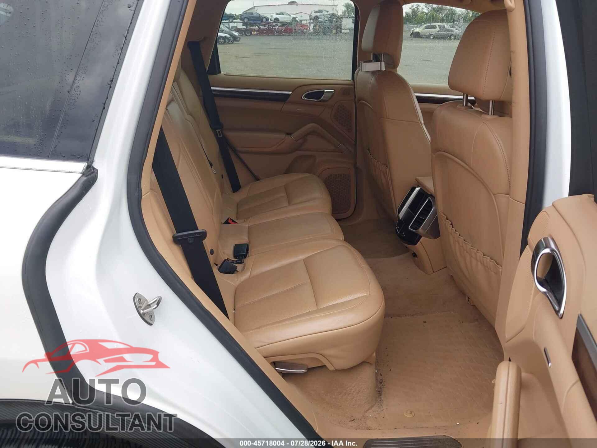 PORSCHE CAYENNE 2012 - WP1AA2A28CLA09317
