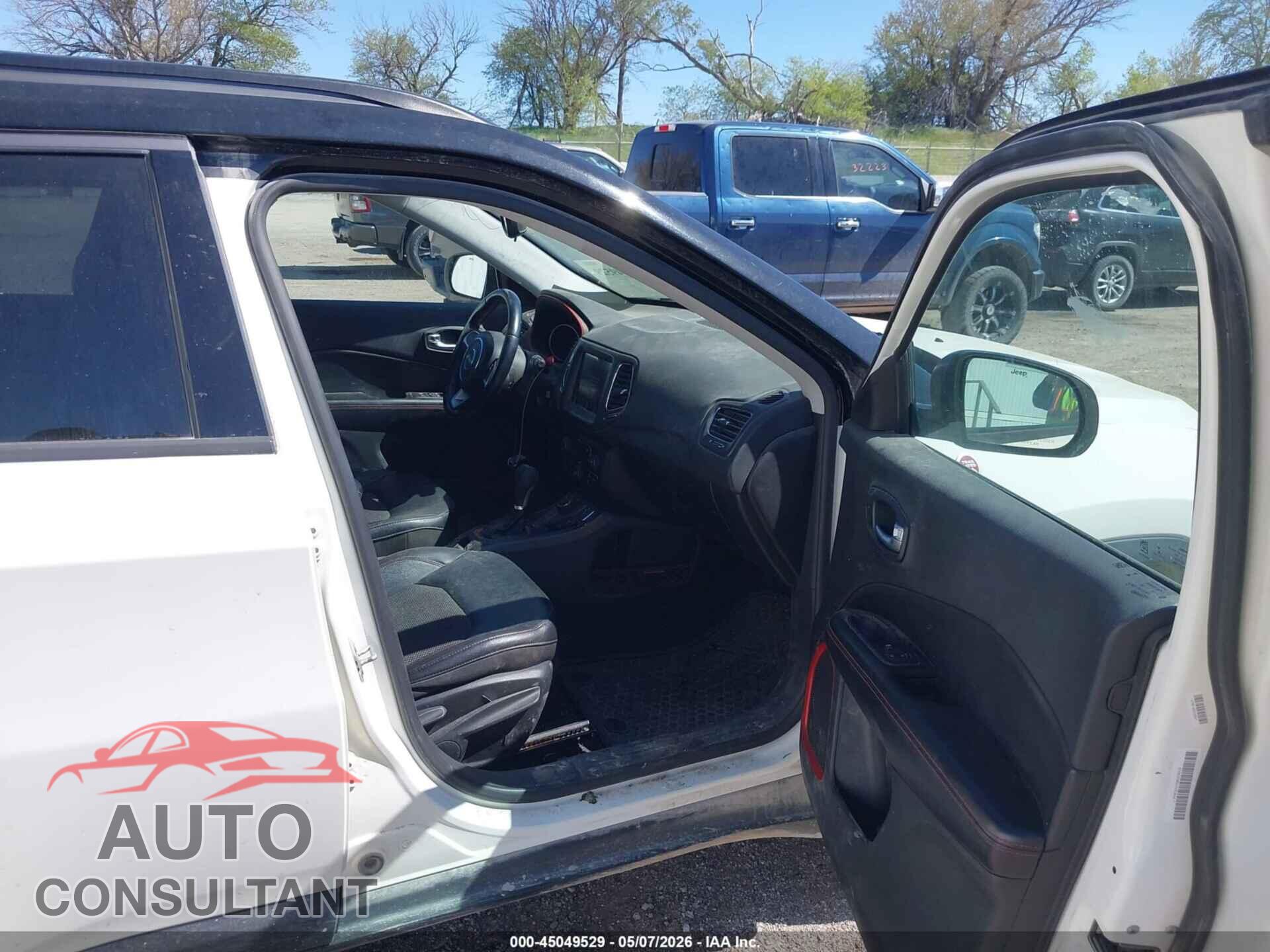 JEEP COMPASS 2020 - 3C4NJDDB5LT151624