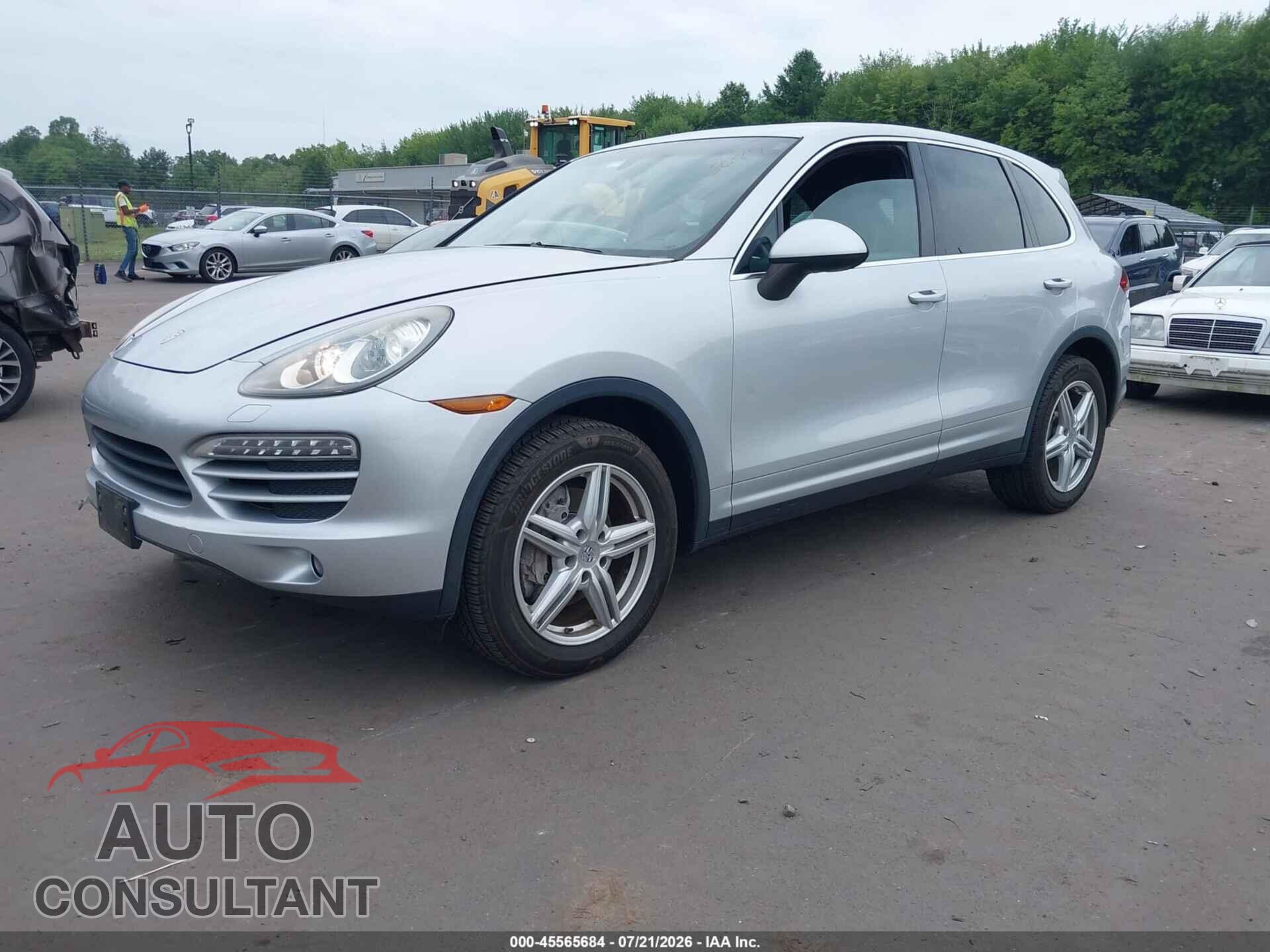 PORSCHE CAYENNE 2012 - WP1AA2A2XCLA01381