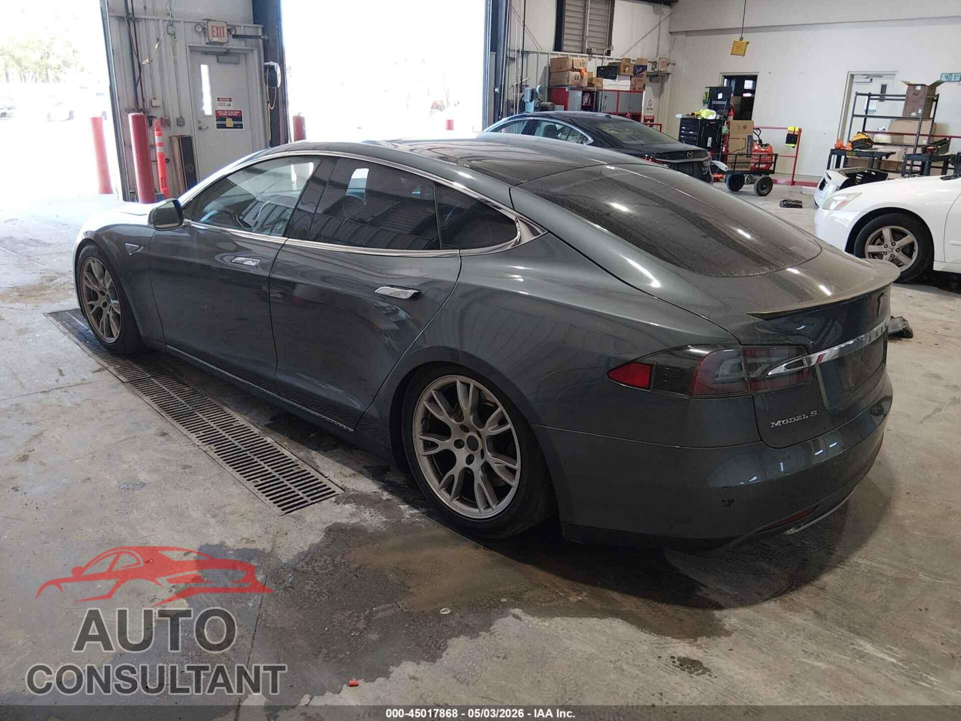 TESLA MODEL S 2013 - 5YJSA1CPXDFP13564