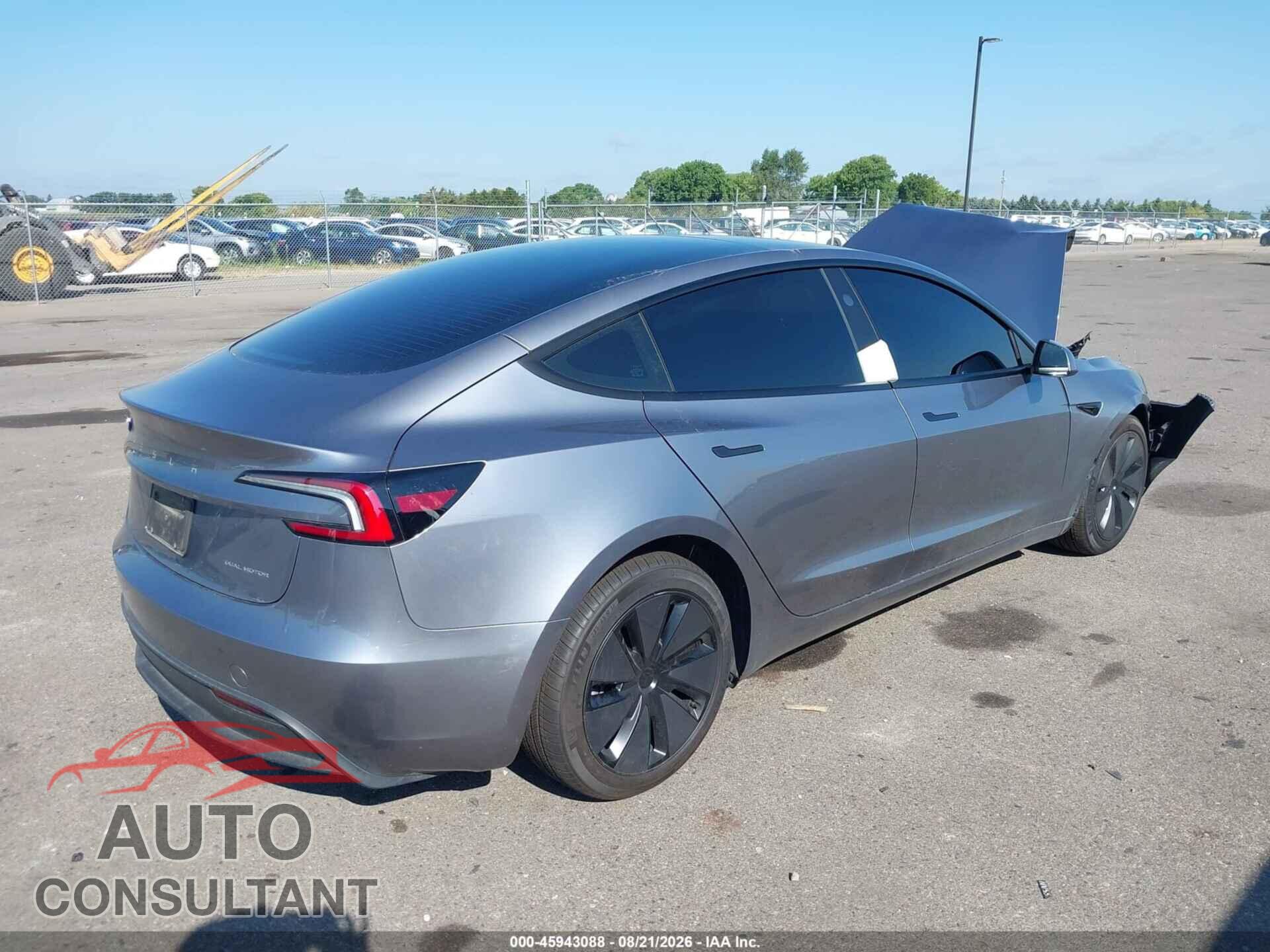 TESLA MODEL 3 2025 - 5YJ3E1EB1SF078354