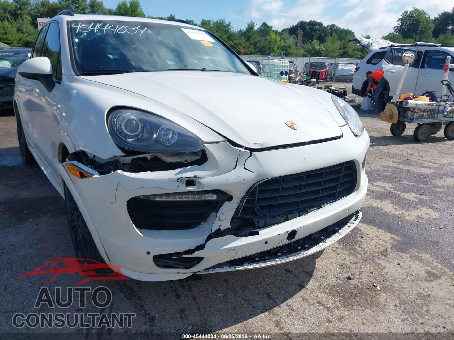 PORSCHE CAYENNE 2013 - WP1AD2A29DLA79661