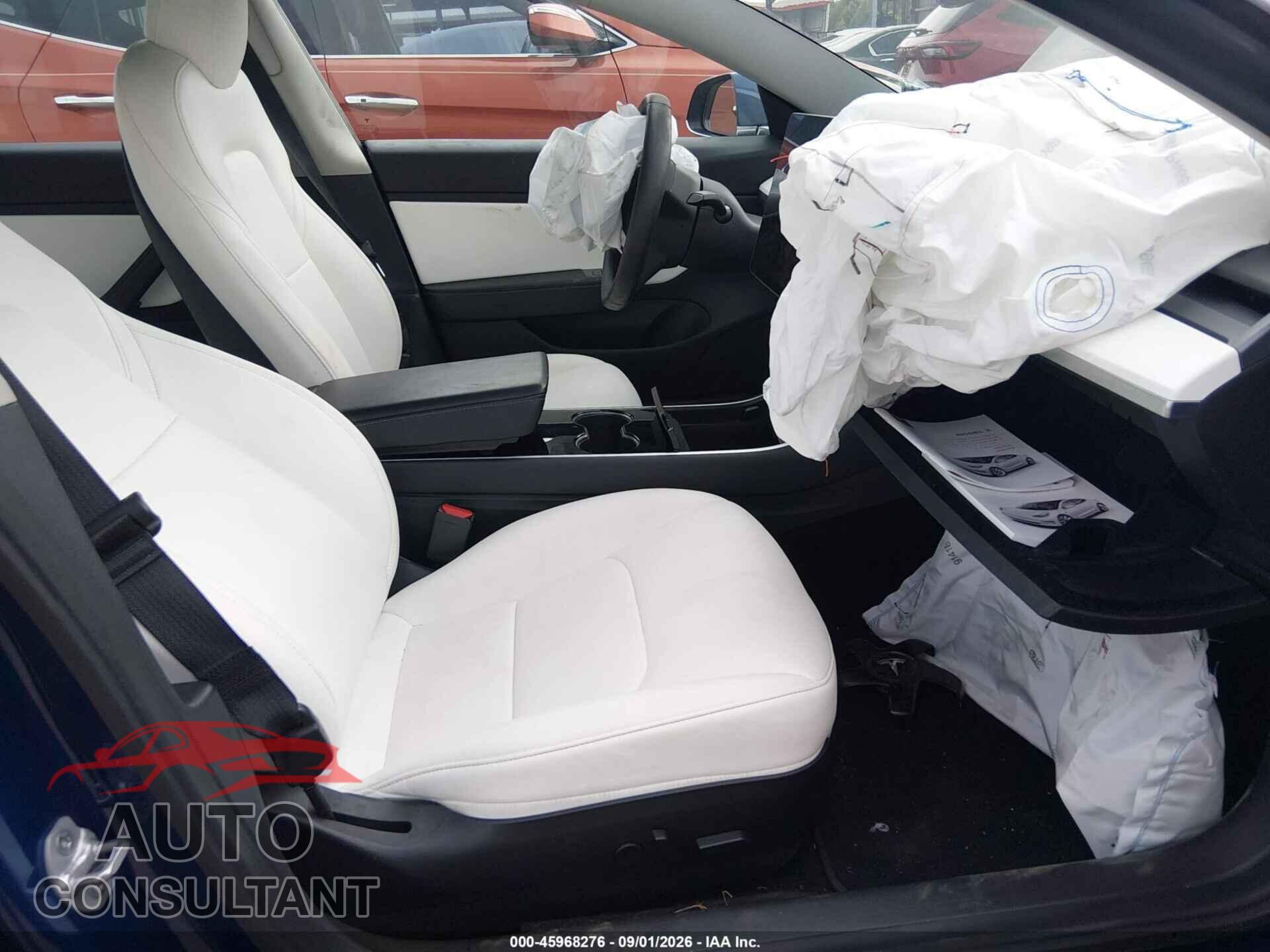 TESLA MODEL 3 2020 - 5YJ3E1EA3LF615833