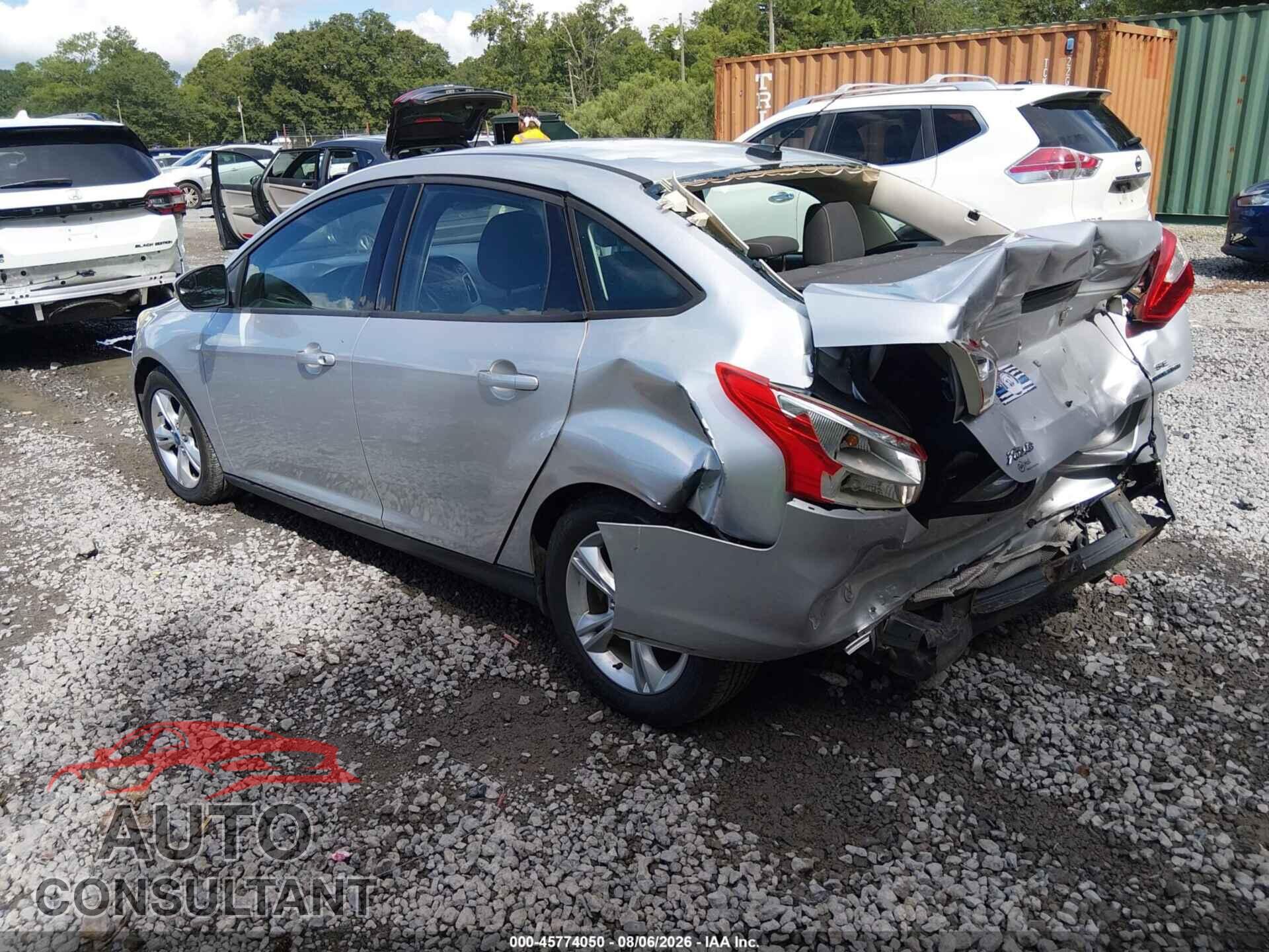 FORD FOCUS 2013 - 1FADP3F2XDL135357