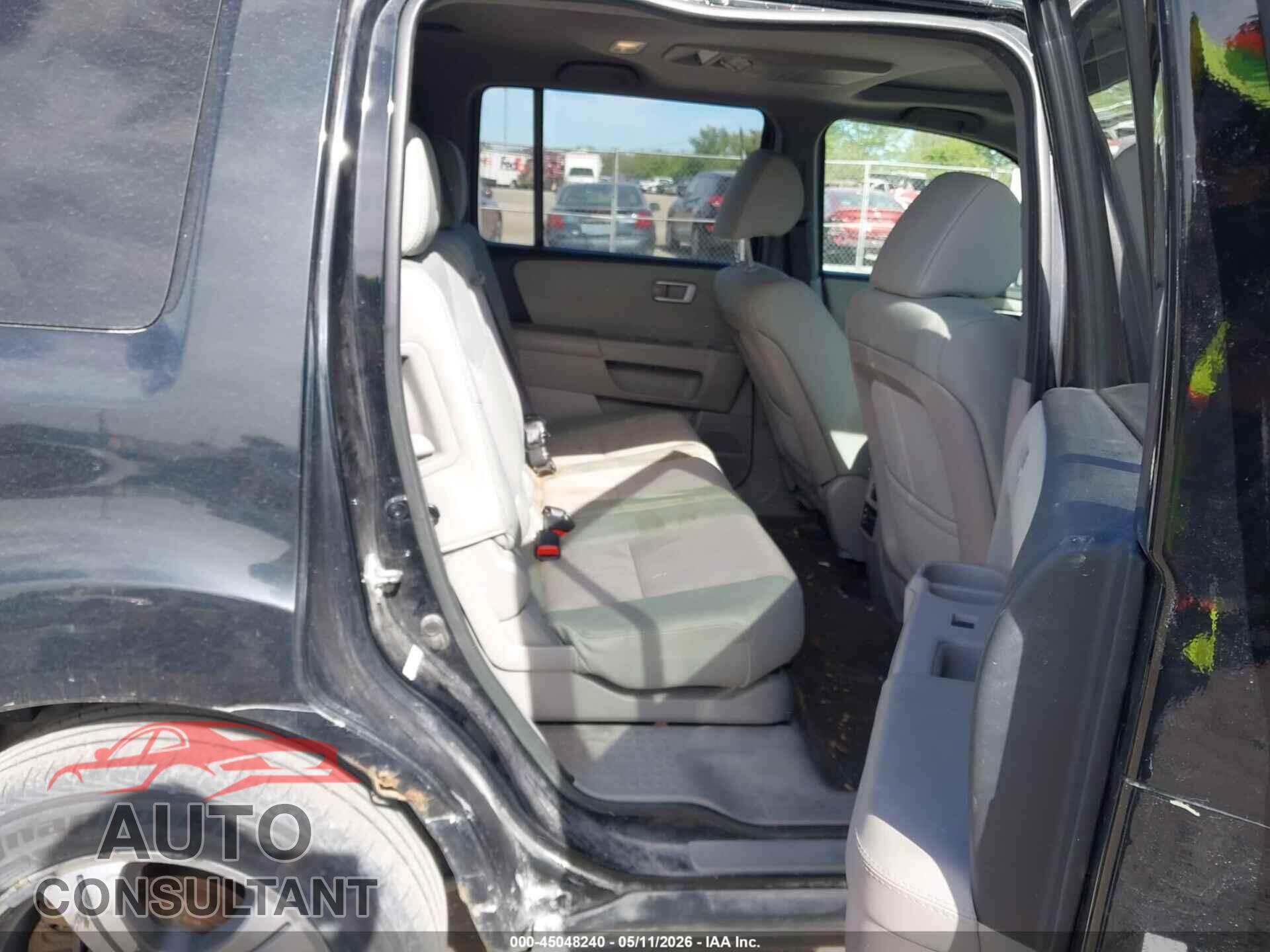 HONDA PILOT 2015 - 5FNYF4H37FB062867