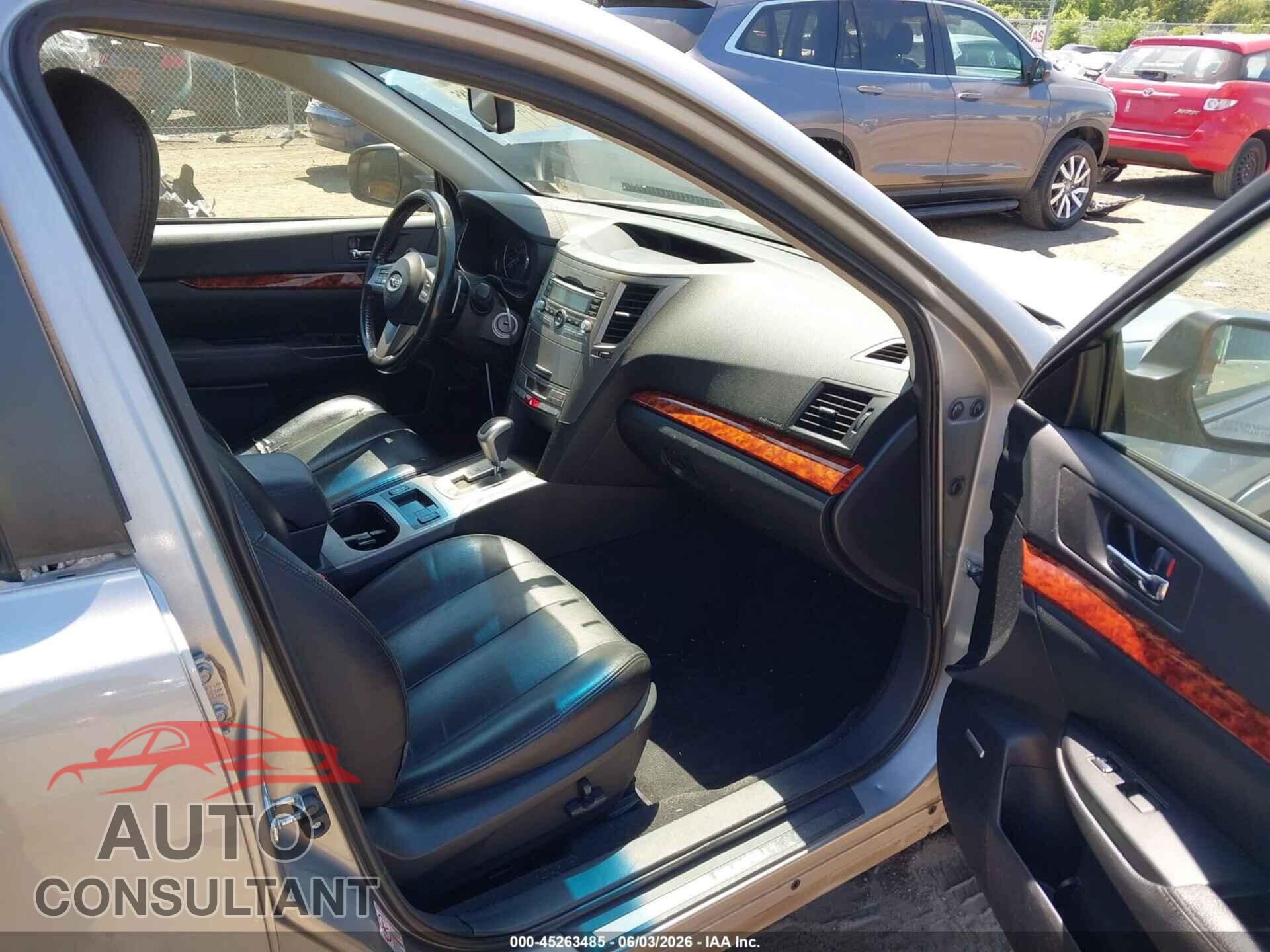 SUBARU OUTBACK 2010 - 4S4BRBKC5A3376920