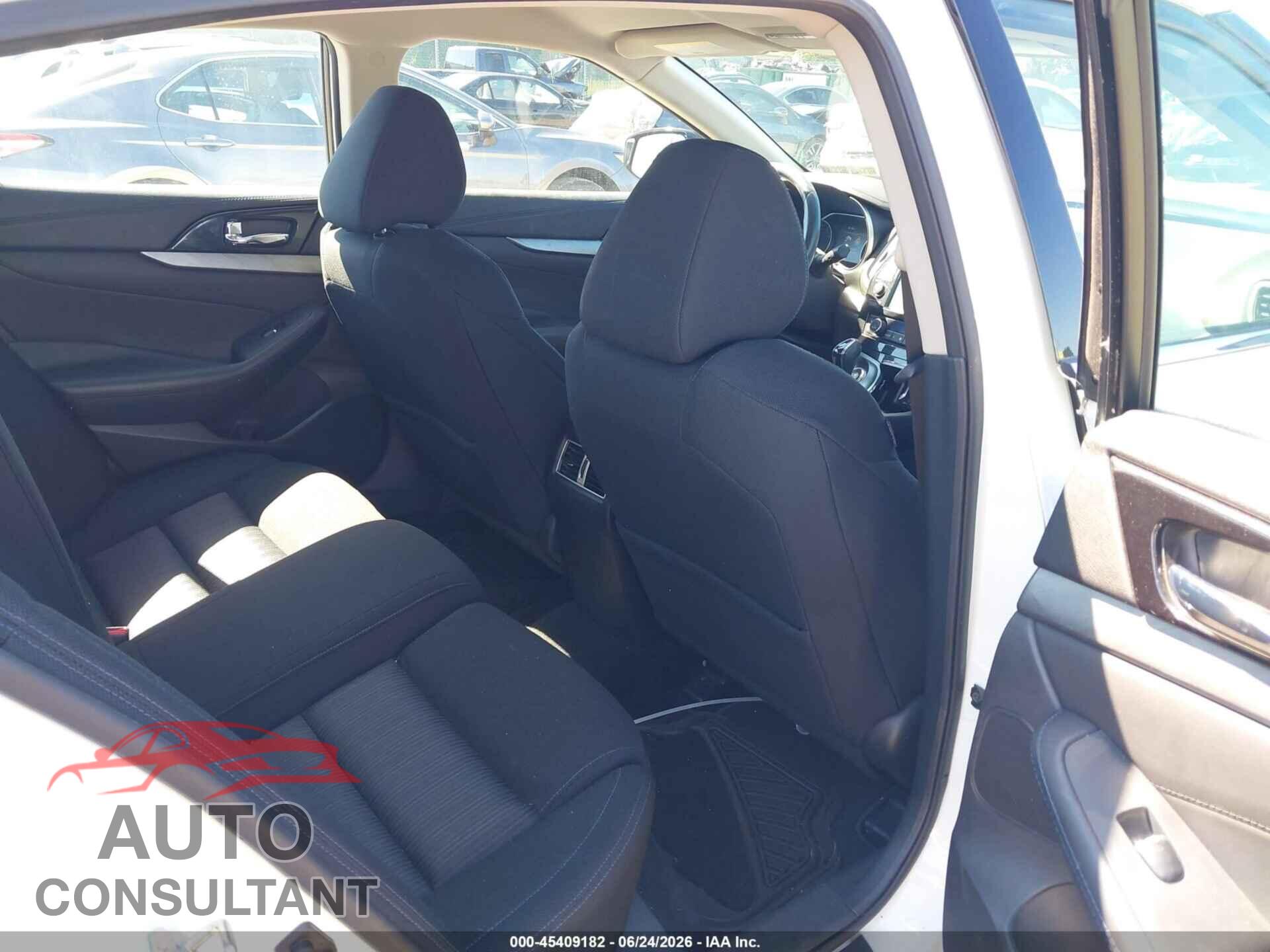 NISSAN MAXIMA 2017 - 1N4AA6AP1HC424819