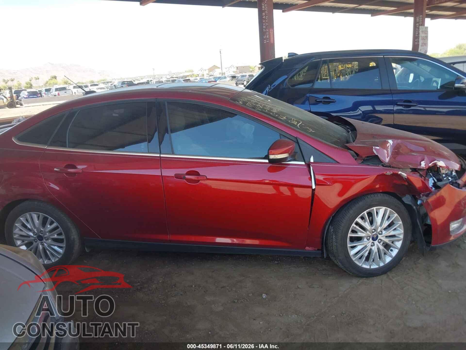 FORD FOCUS 2017 - 1FADP3J25HL255113