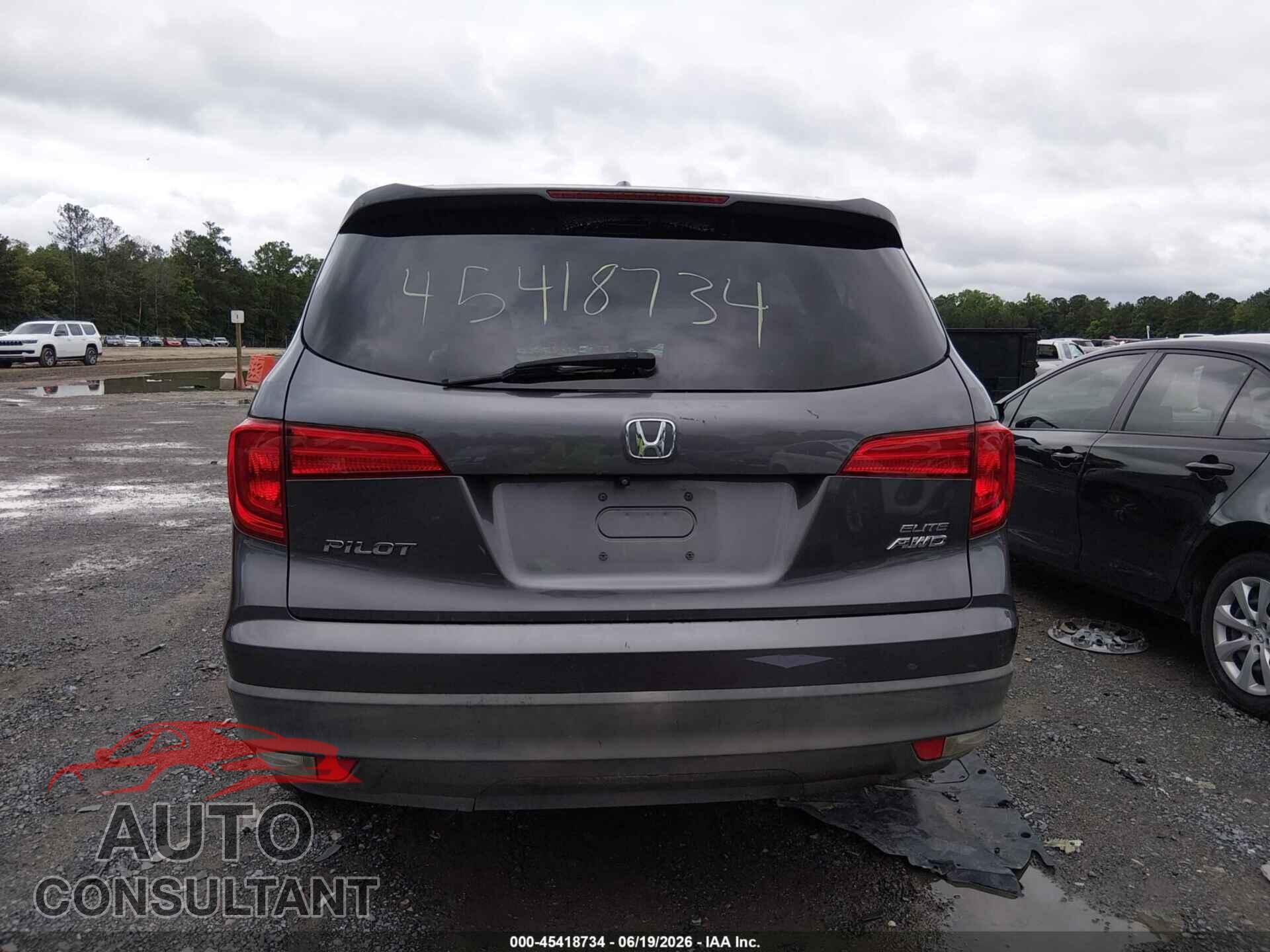 HONDA PILOT 2017 - 5FNYF5H55HB033782