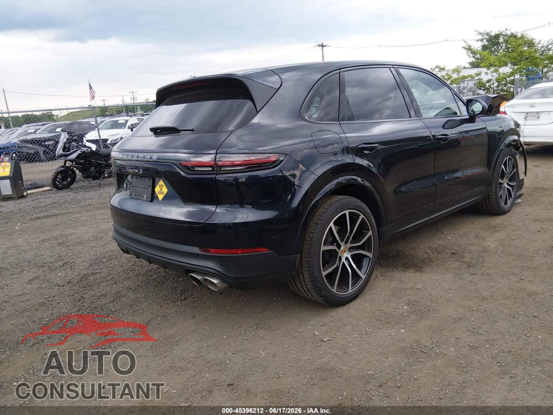 PORSCHE CAYENNE 2019 - WP1AB2AY5KDA61255