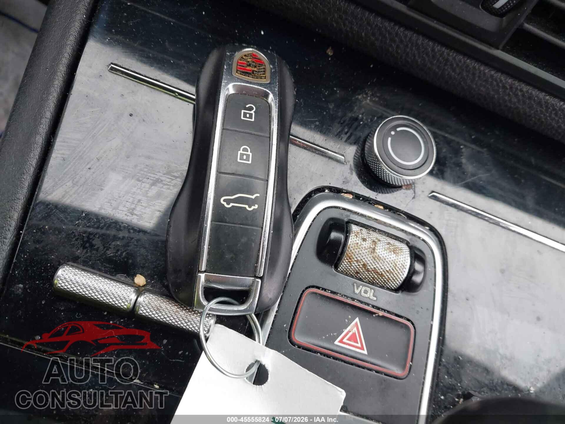 PORSCHE CAYENNE 2019 - WP1AA2AY0KDA17036