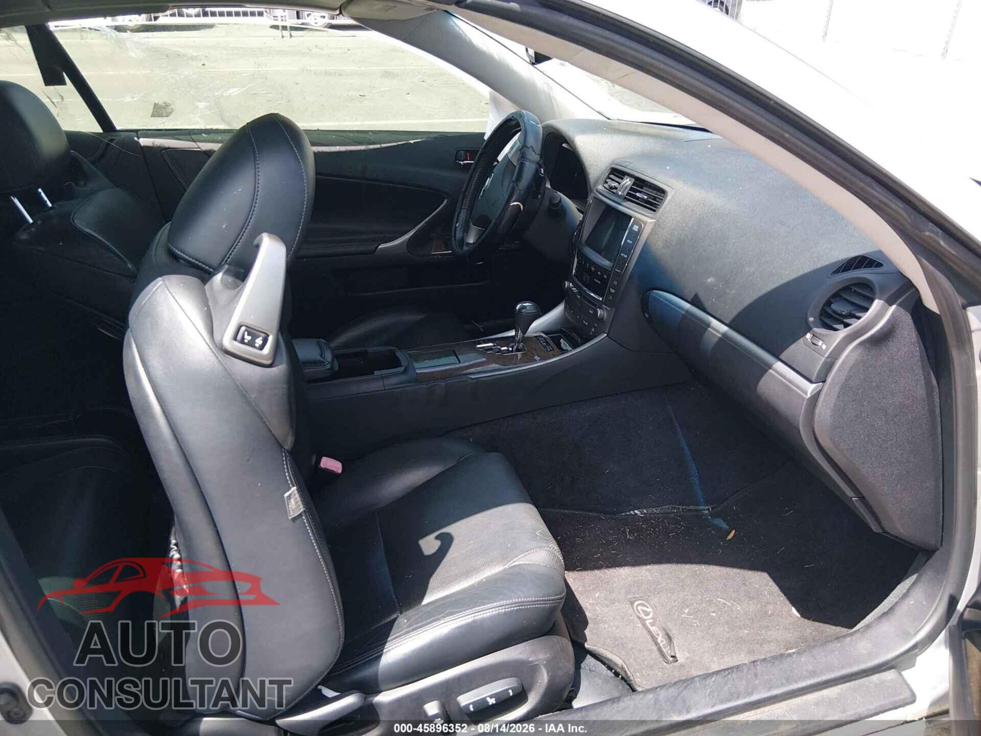 LEXUS IS 250C 2012 - JTHFF2C23C2526051