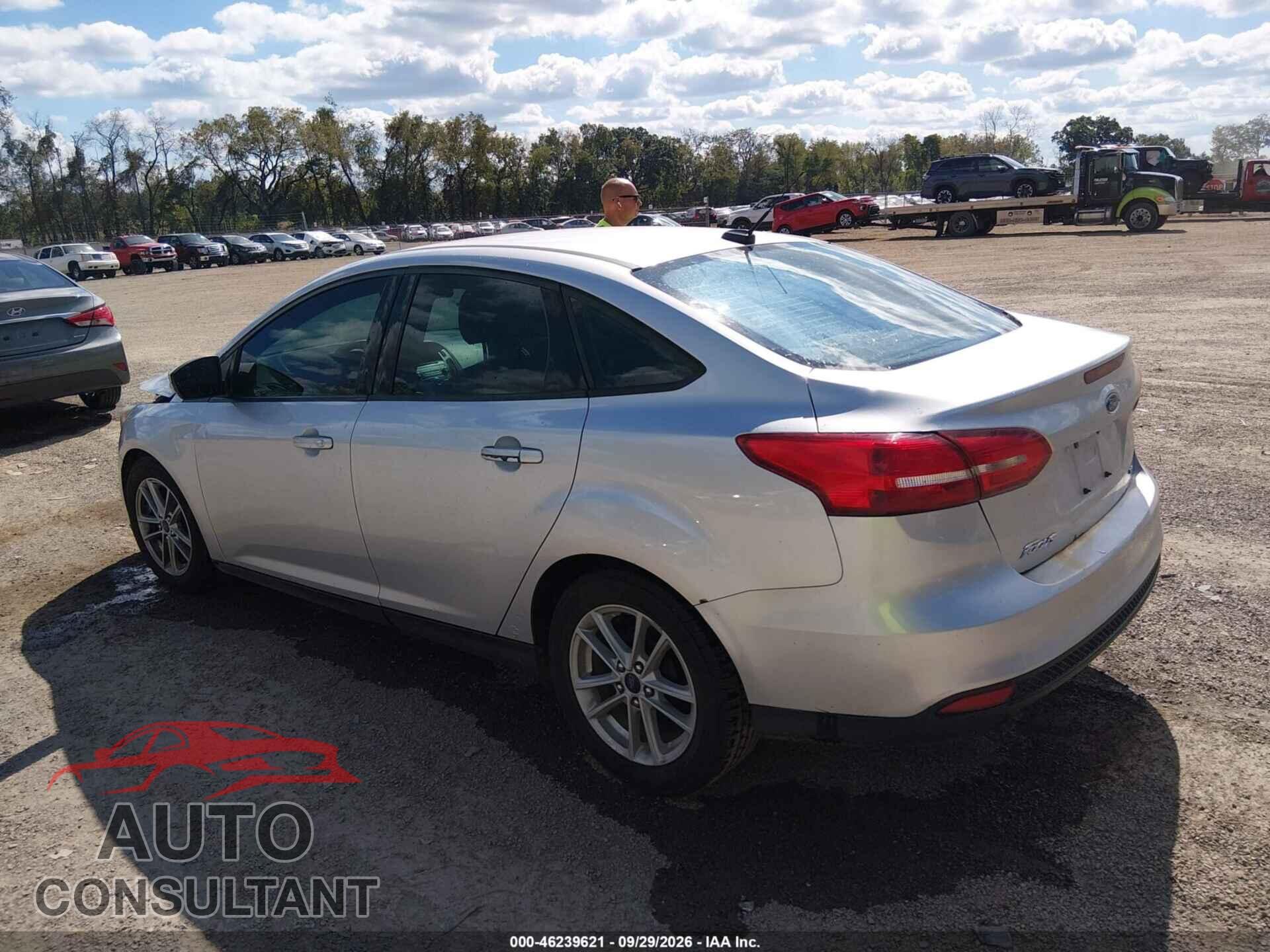 FORD FOCUS 2017 - 1FADP3F23HL300042