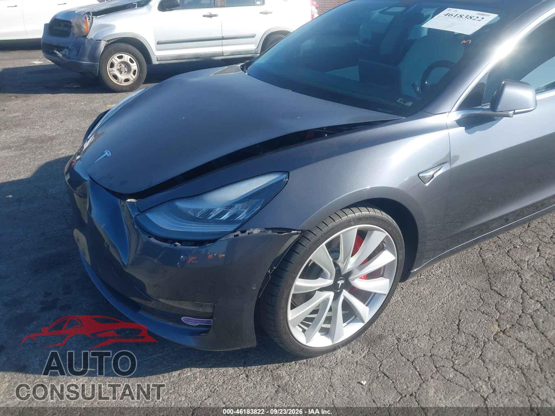 TESLA MODEL 3 2018 - 5YJ3E1EB7JF171118