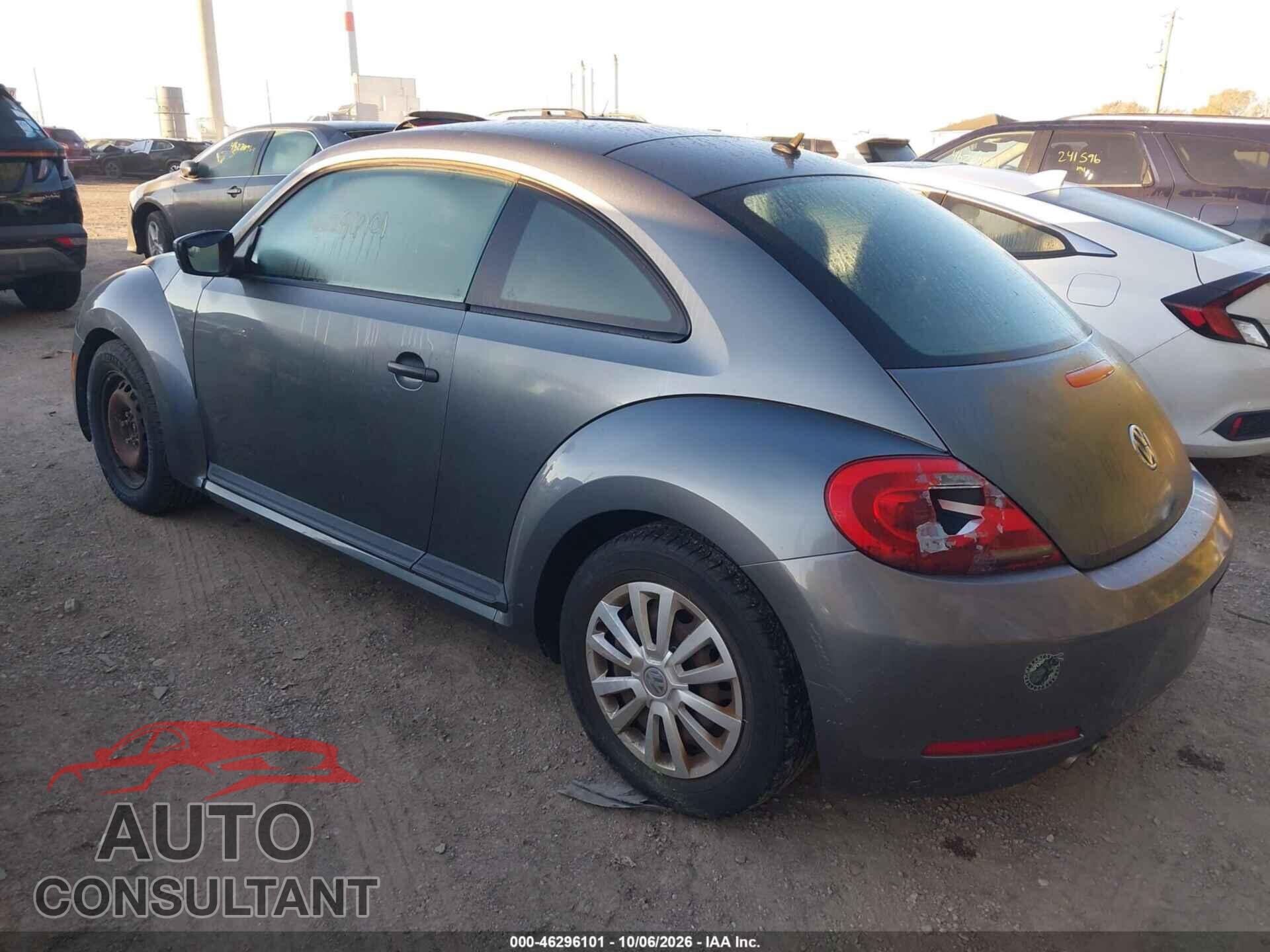 VOLKSWAGEN BEETLE 2012 - 3VWFP7AT5CM638105