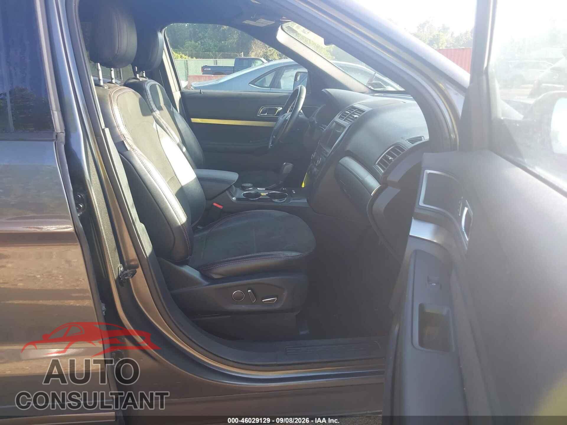 FORD EXPLORER 2018 - 1FM5K8D80JGB06645