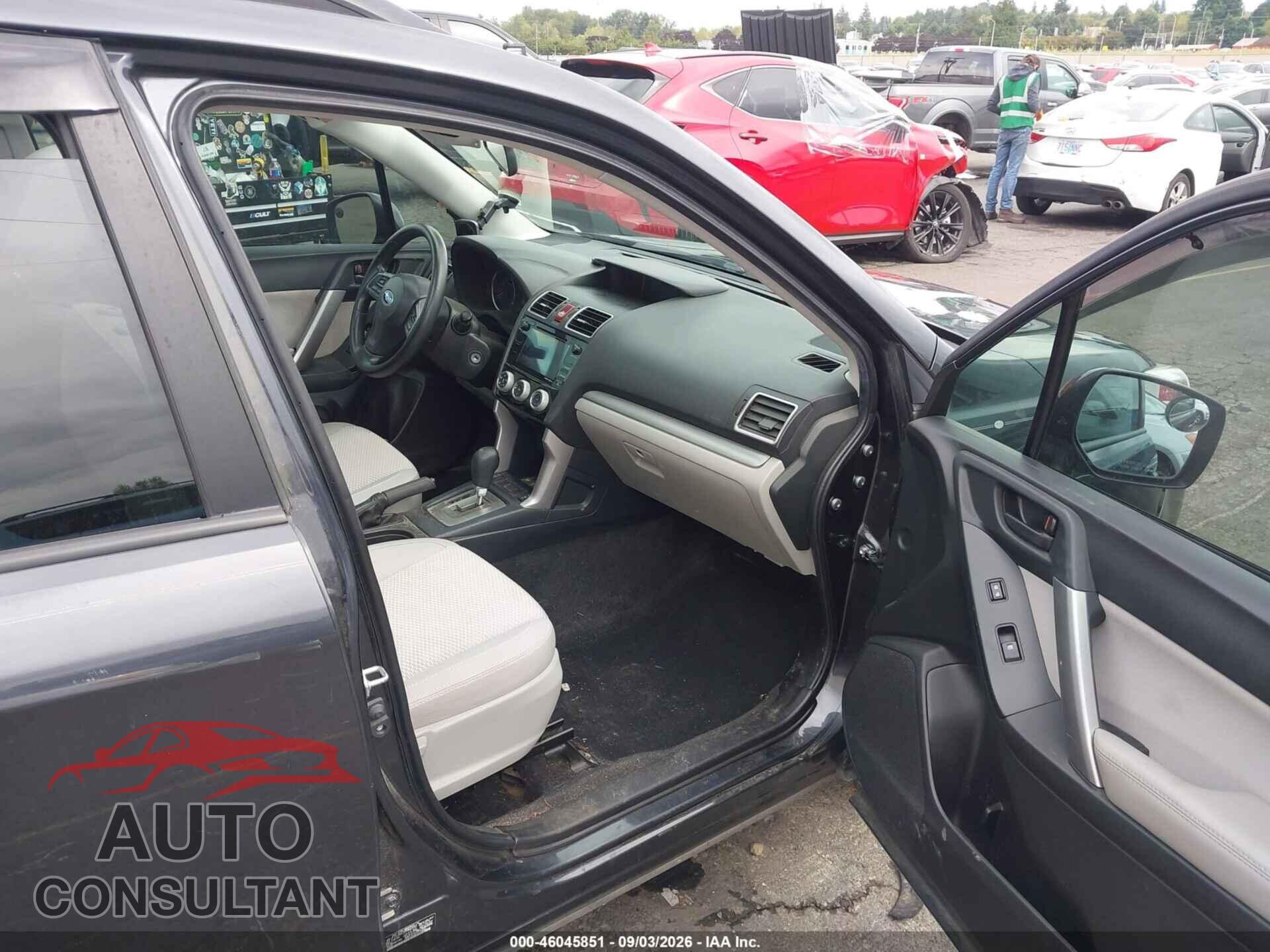 SUBARU FORESTER 2016 - JF2SJADC8GH542041