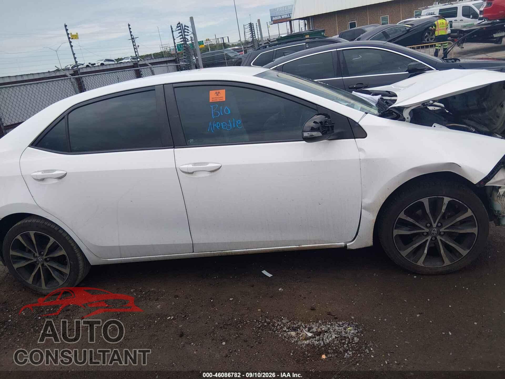 TOYOTA COROLLA 2017 - 5YFBURHE9HP696554