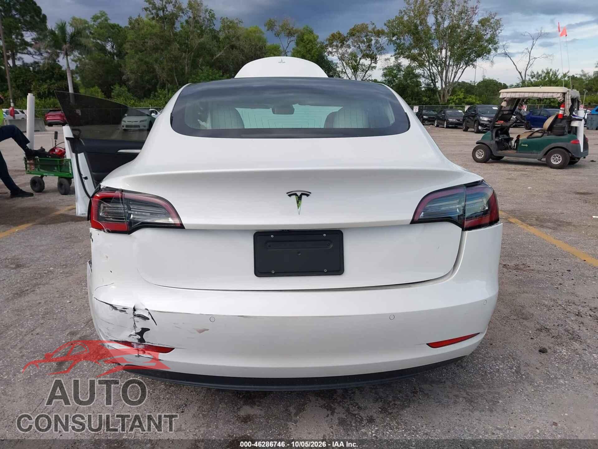 TESLA MODEL 3 2021 - 5YJ3E1EAXMF094434