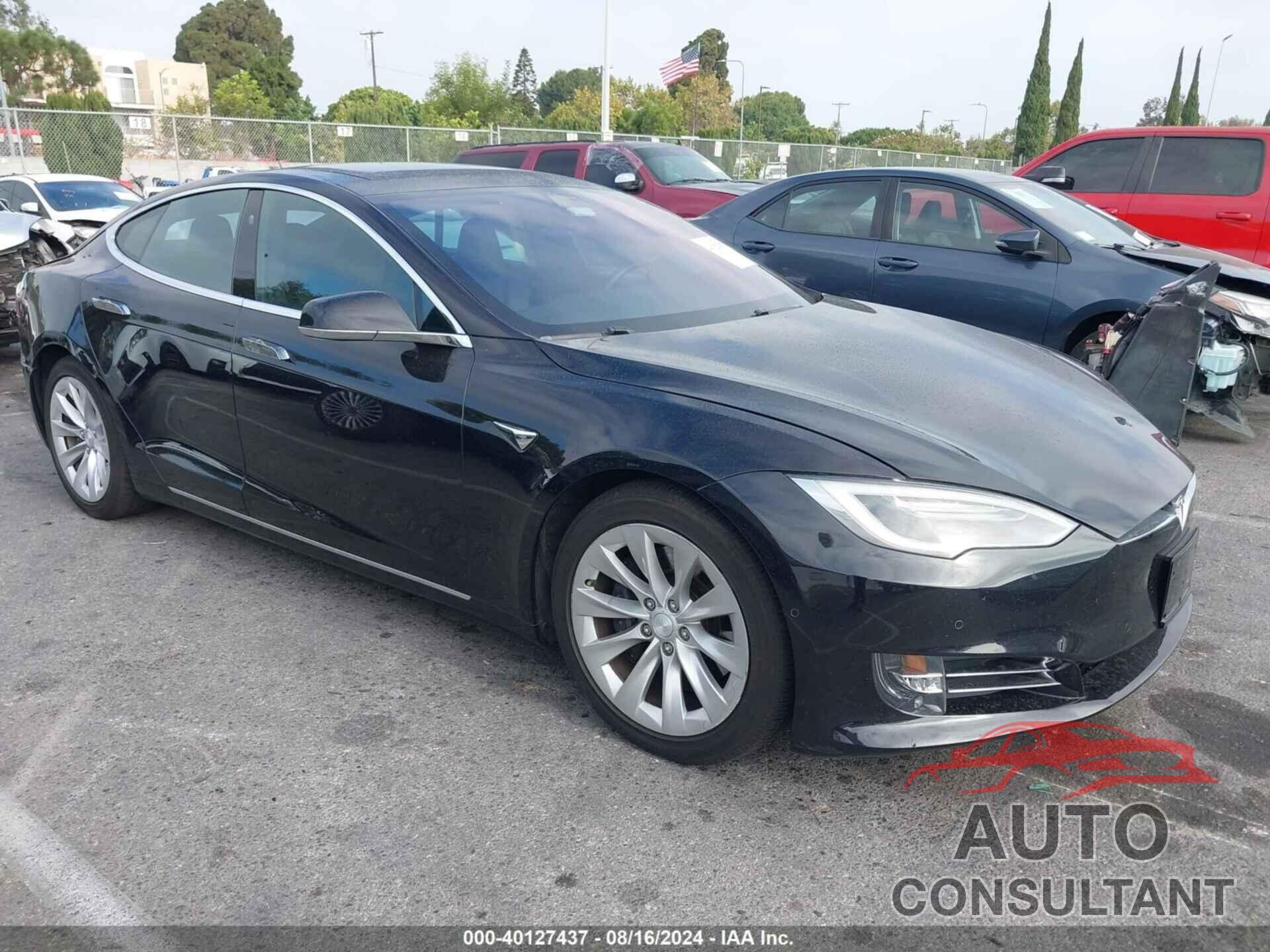 TESLA MODEL S 2018 - 5YJSA1E27JF265345