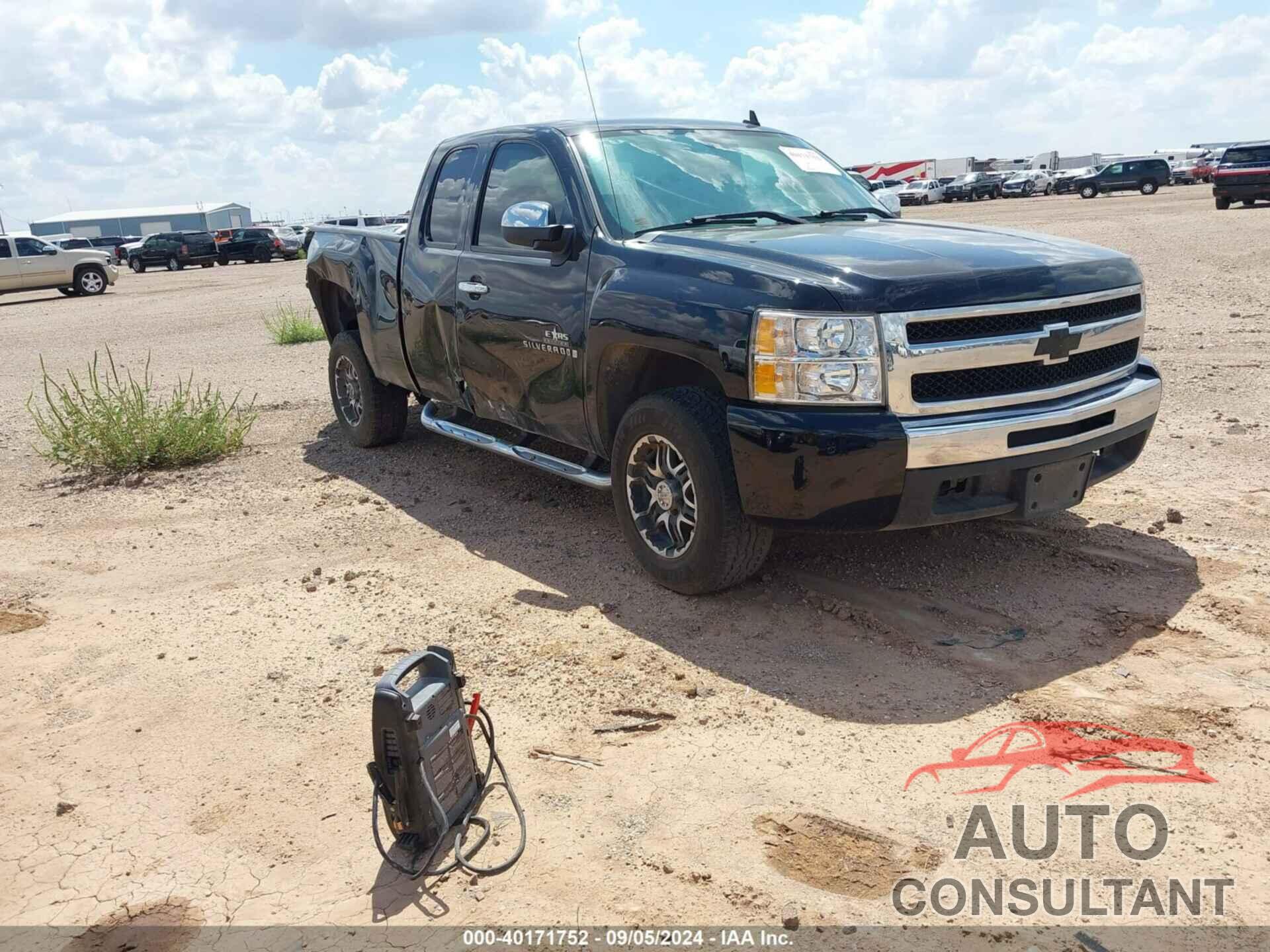CHEVROLET SILVERADO 1500 2009 - 1GCEC29079Z266829