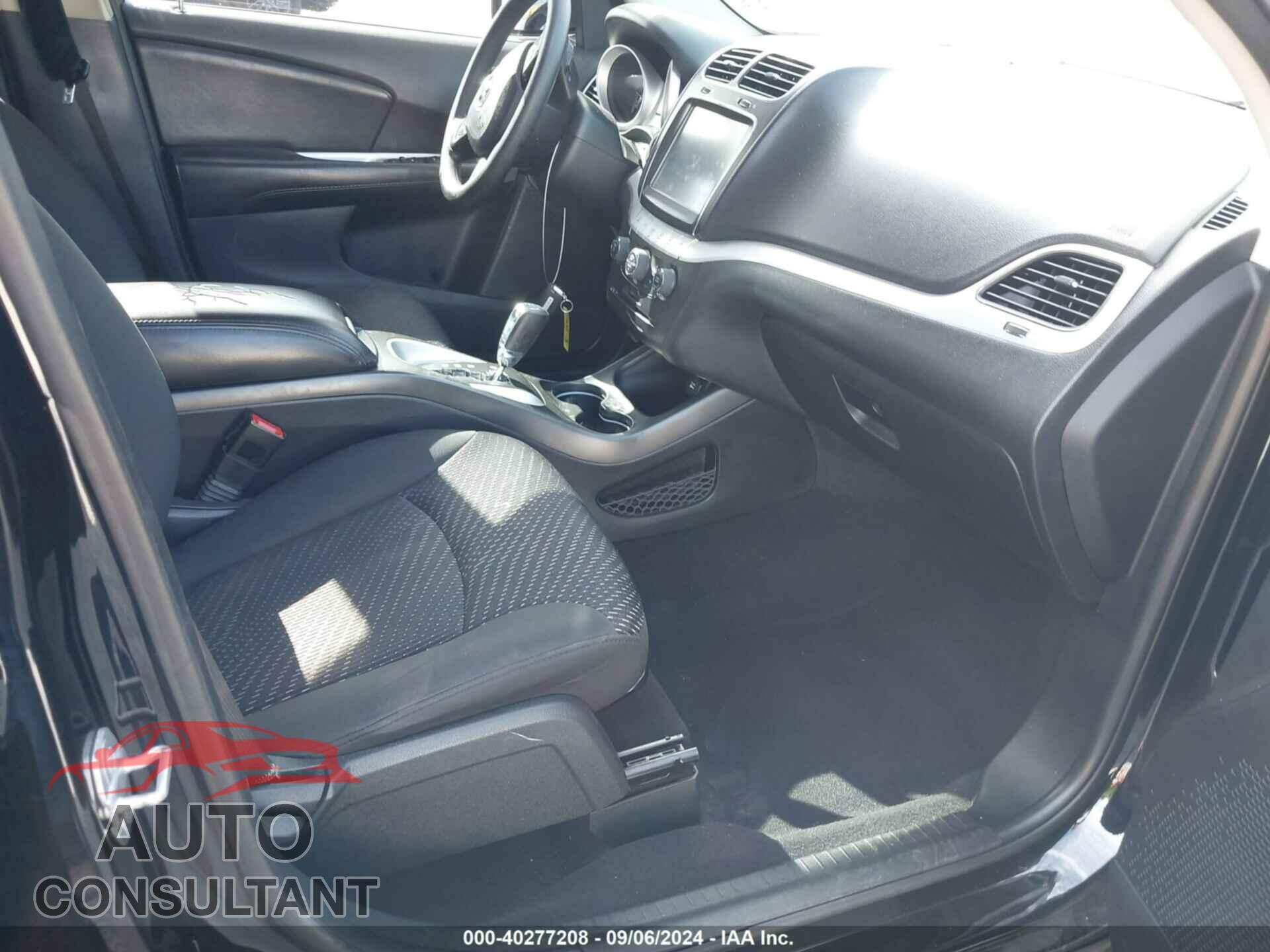 DODGE JOURNEY 2017 - 3C4PDDBG0HT703892