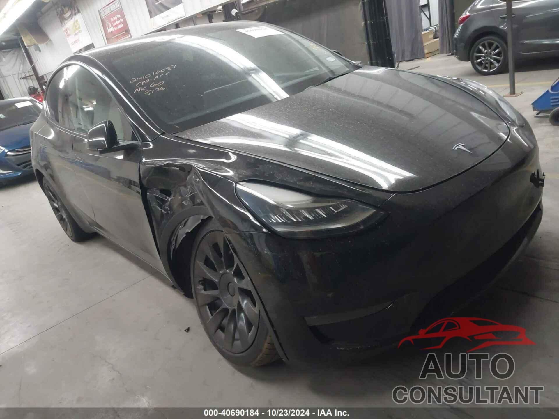 TESLA MODEL Y 2021 - 5YJYGDEE1MF263776