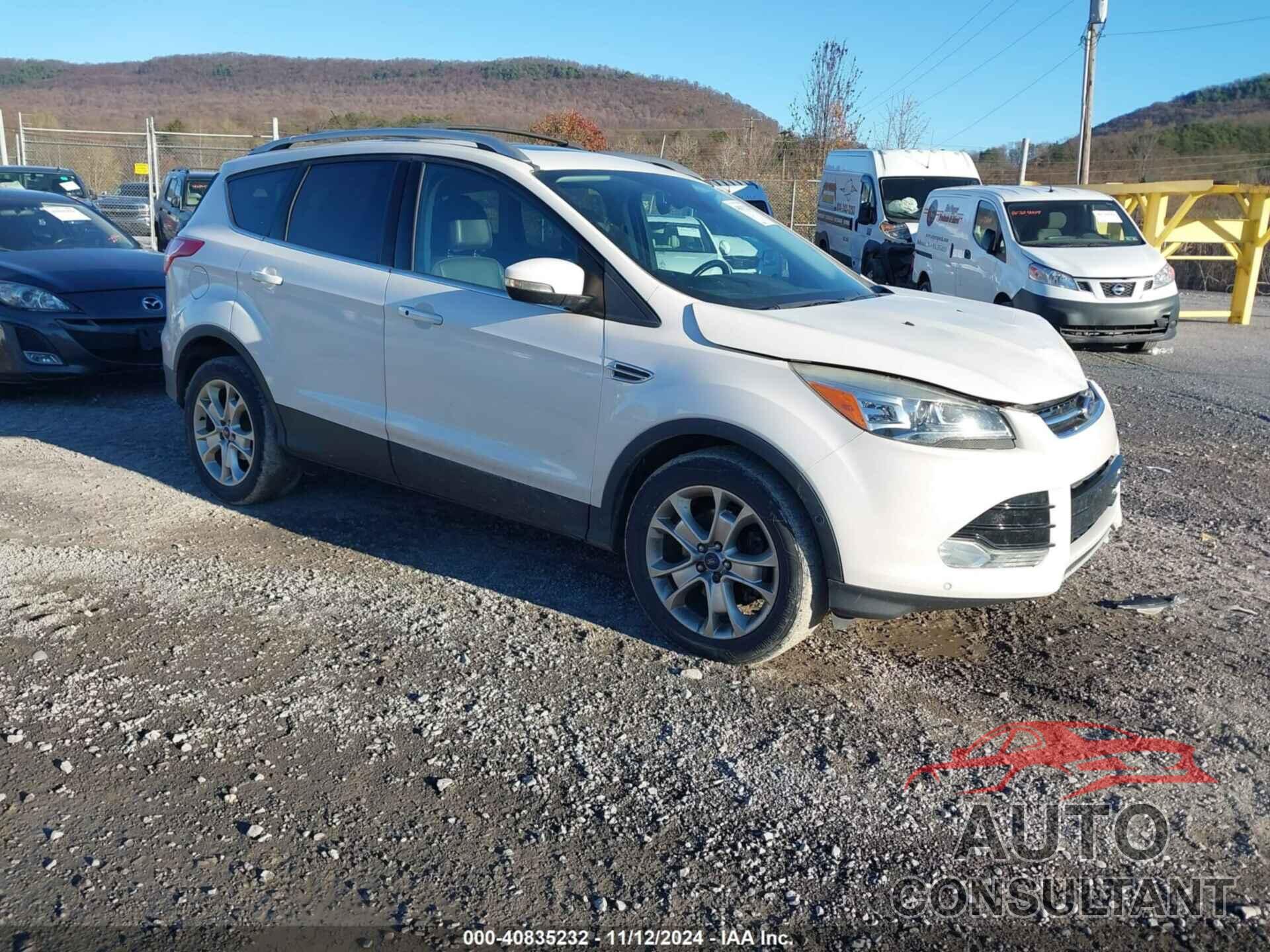 FORD ESCAPE 2016 - 1FMCU9JX5GUC18323