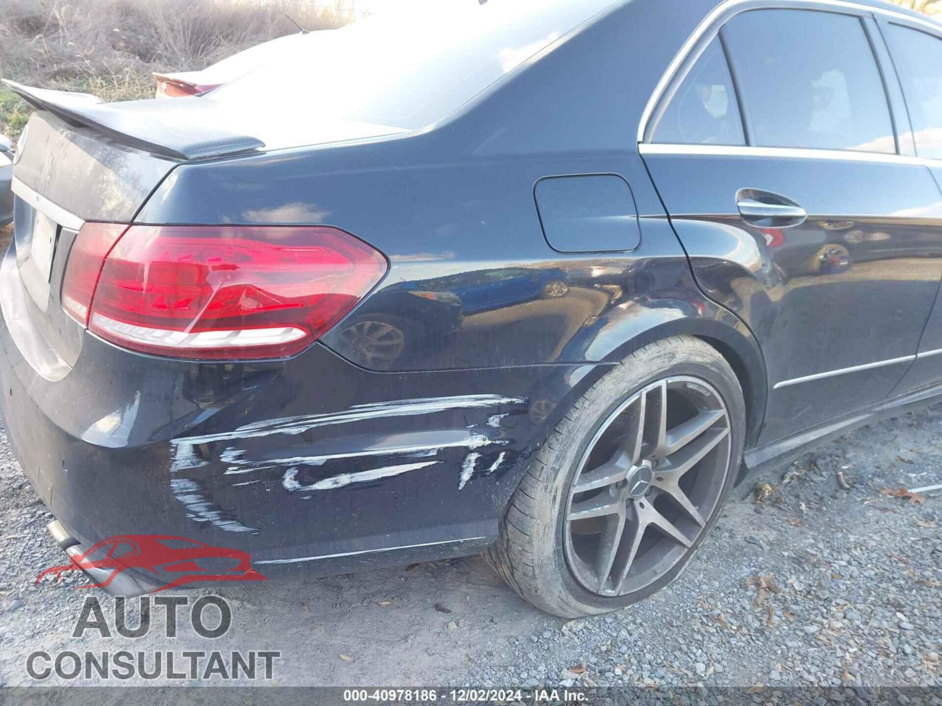 MERCEDES-BENZ E 550 2013 - WDDHF9BB2DA677657