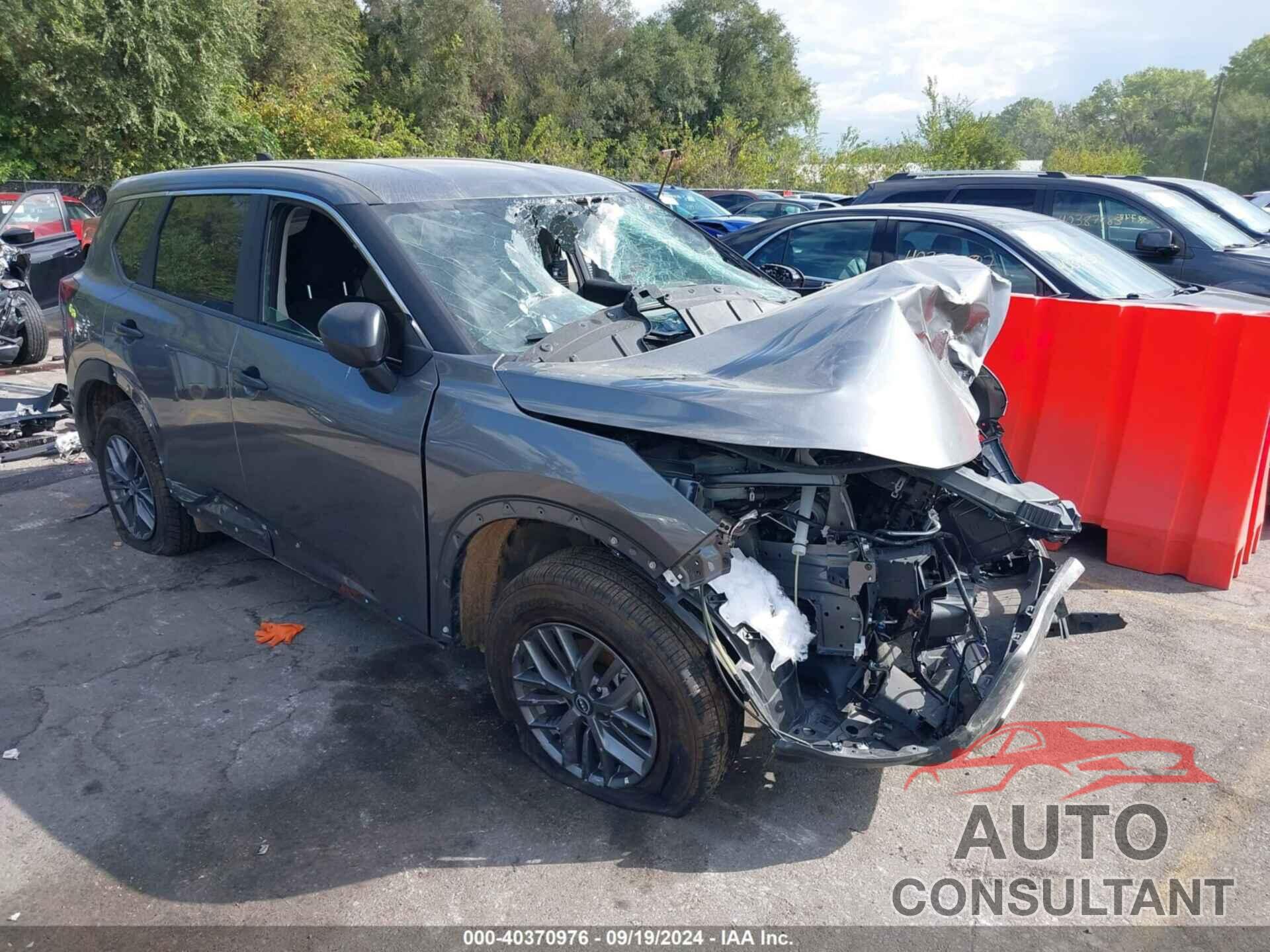 NISSAN ROGUE 2024 - 5N1BT3AB9RC681509